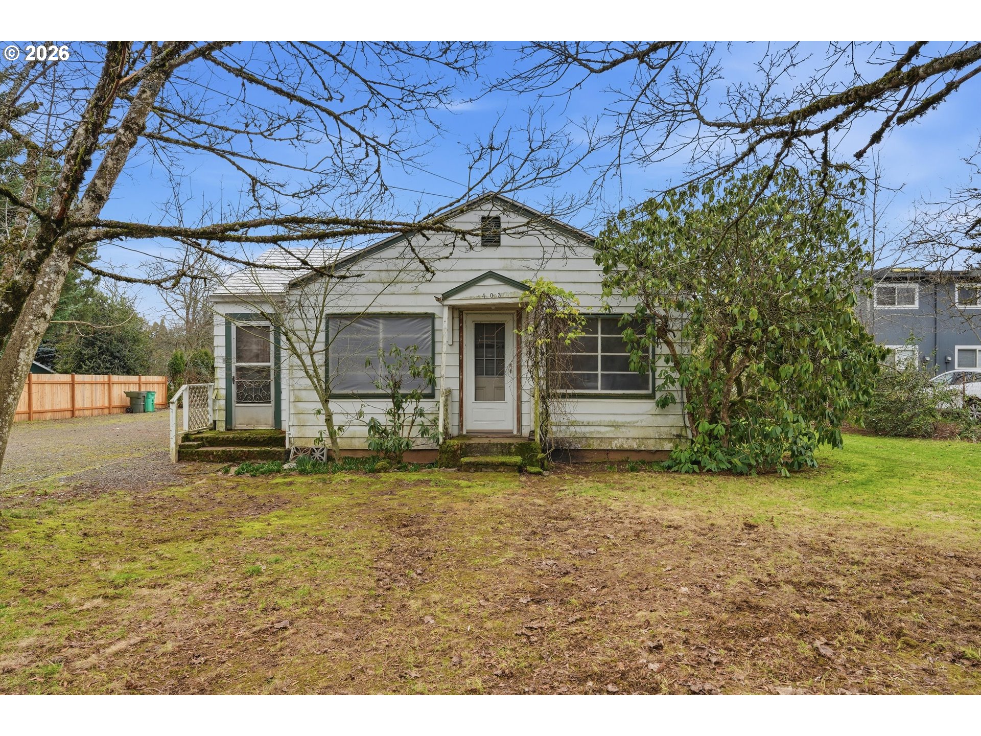 403 409 NE 156TH AVE