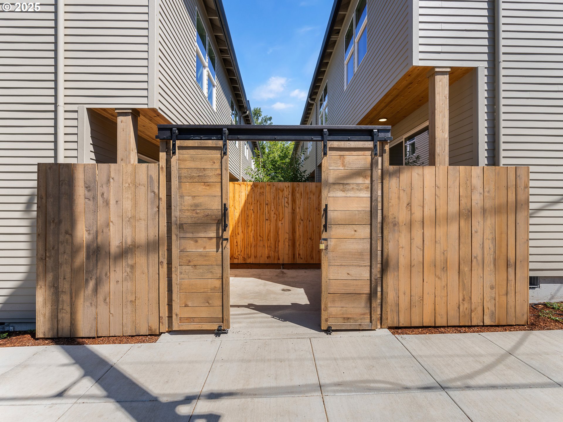 3005 NE Ainsworth ST, Portland