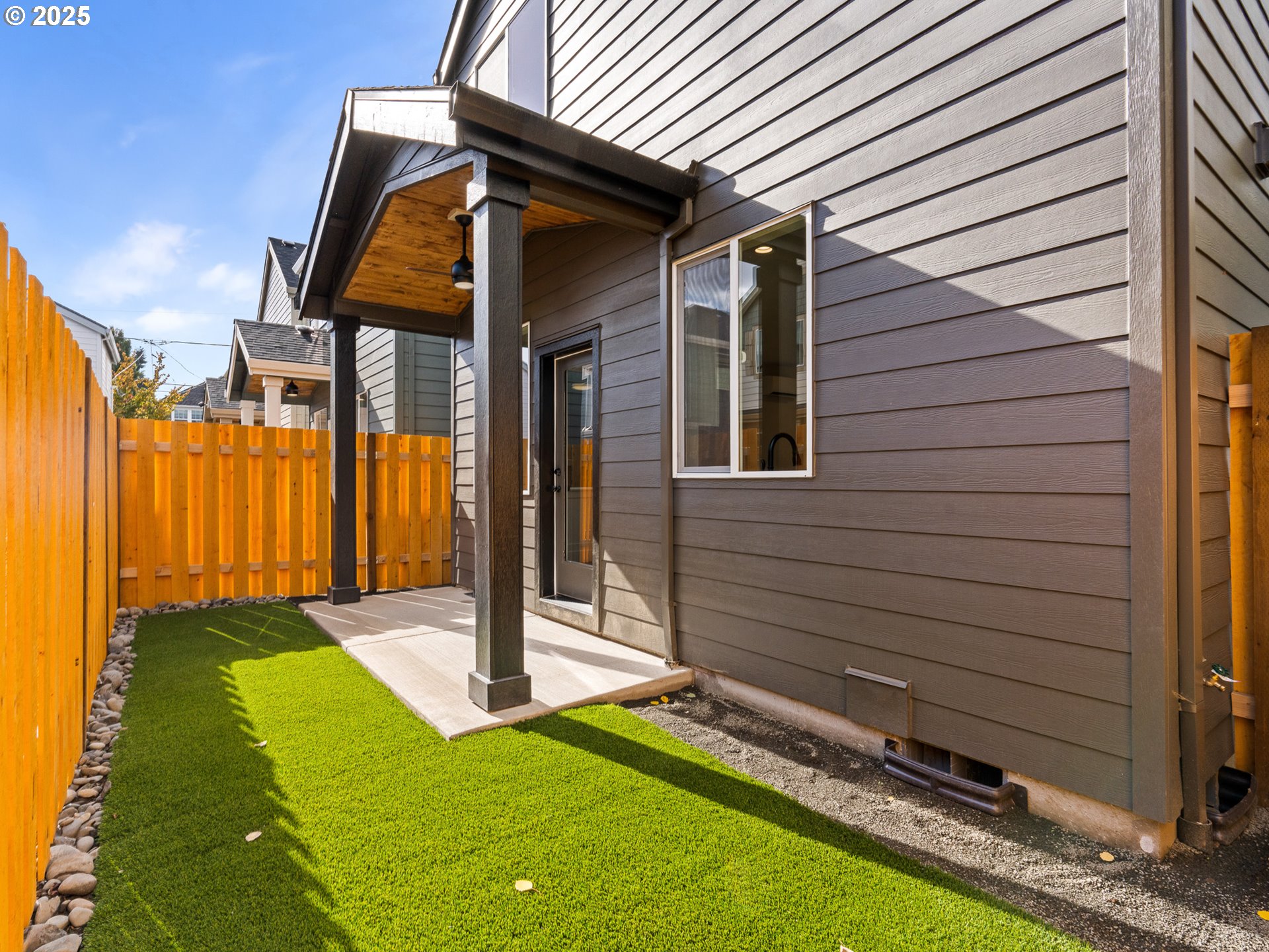 7468 N Polk AVE, Portland