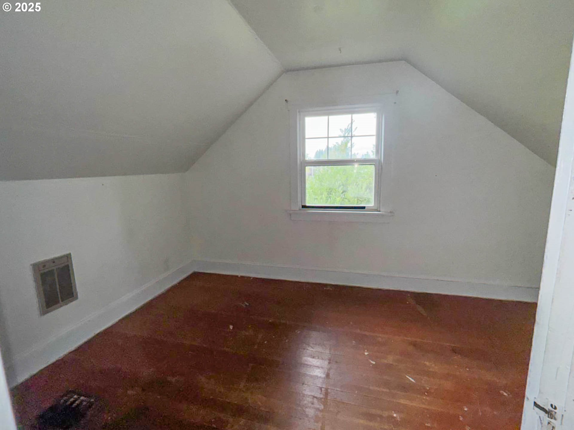 1734 SE BROOKWOOD AVE, Hillsboro