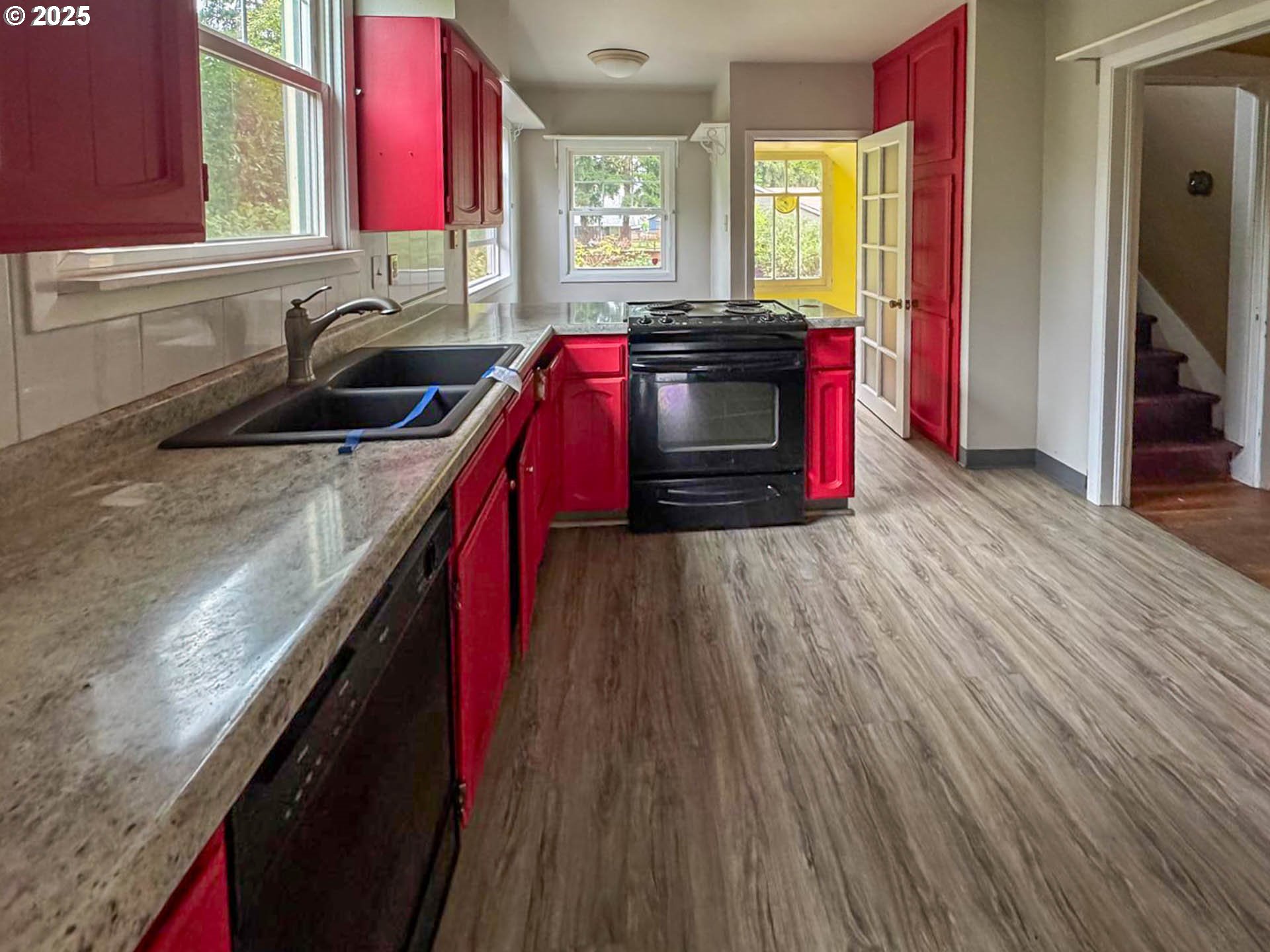 1734 SE BROOKWOOD AVE, Hillsboro