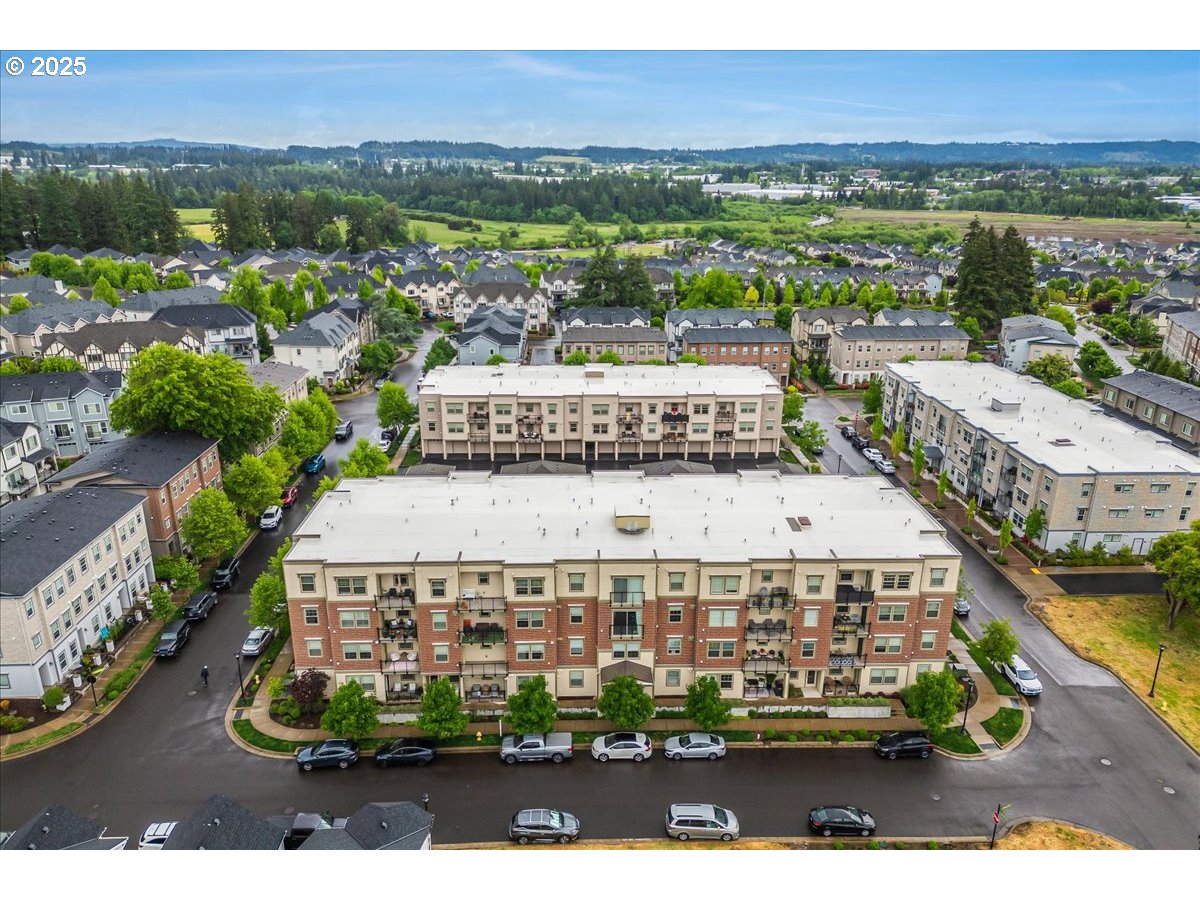 11715 SW VALENCIA LN 307