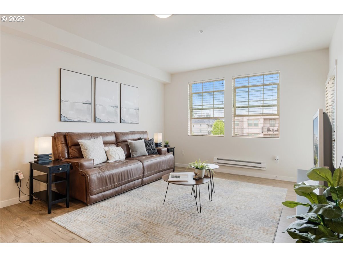 11715 SW VALENCIA LN 307