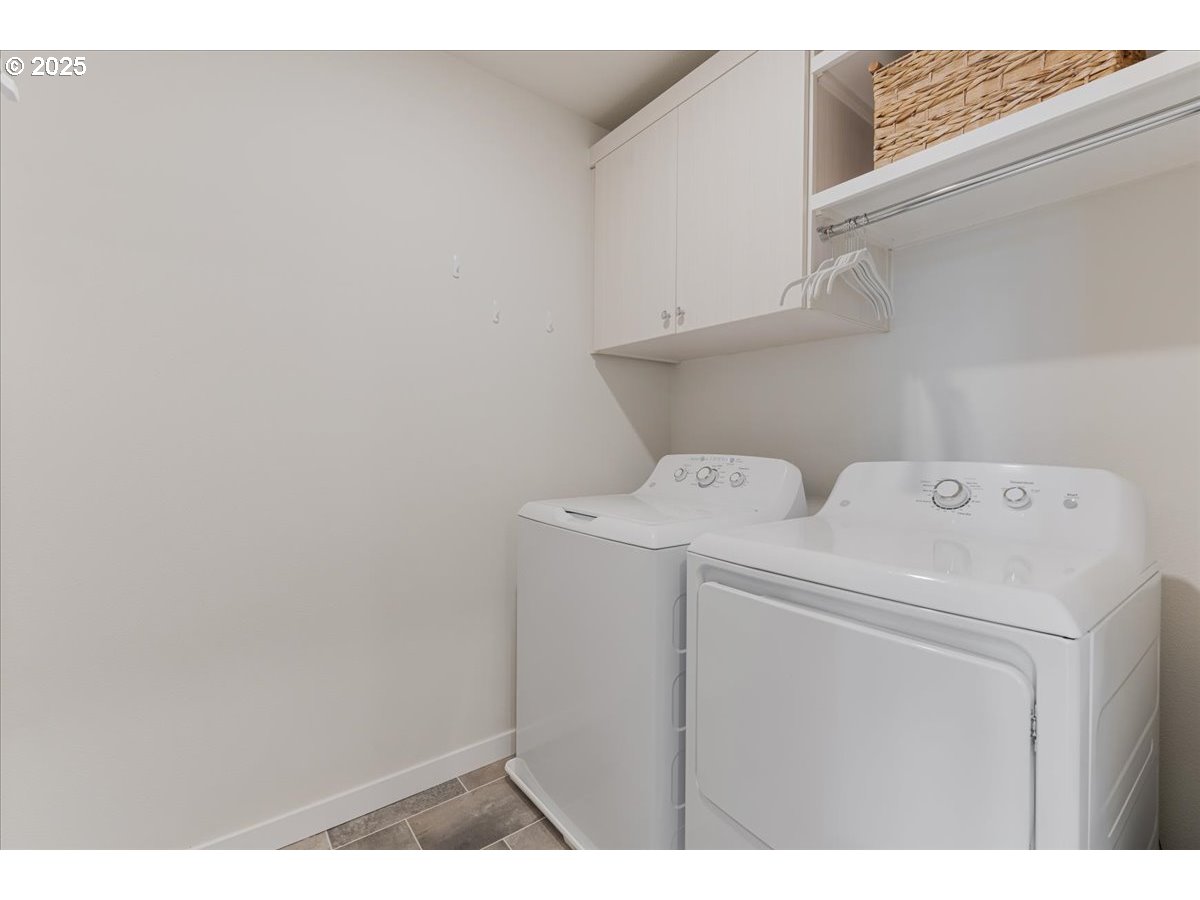 11715 SW VALENCIA LN 307