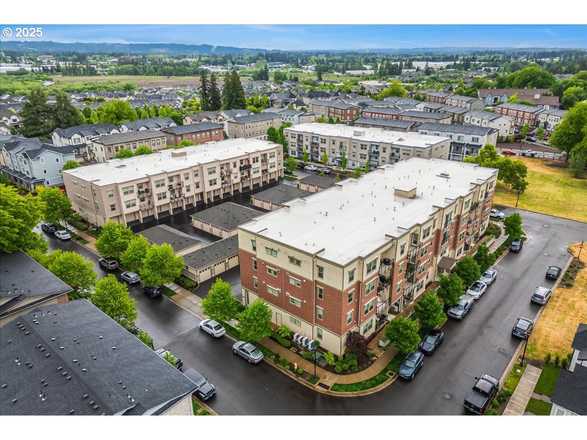 11715 SW VALENCIA LN 307