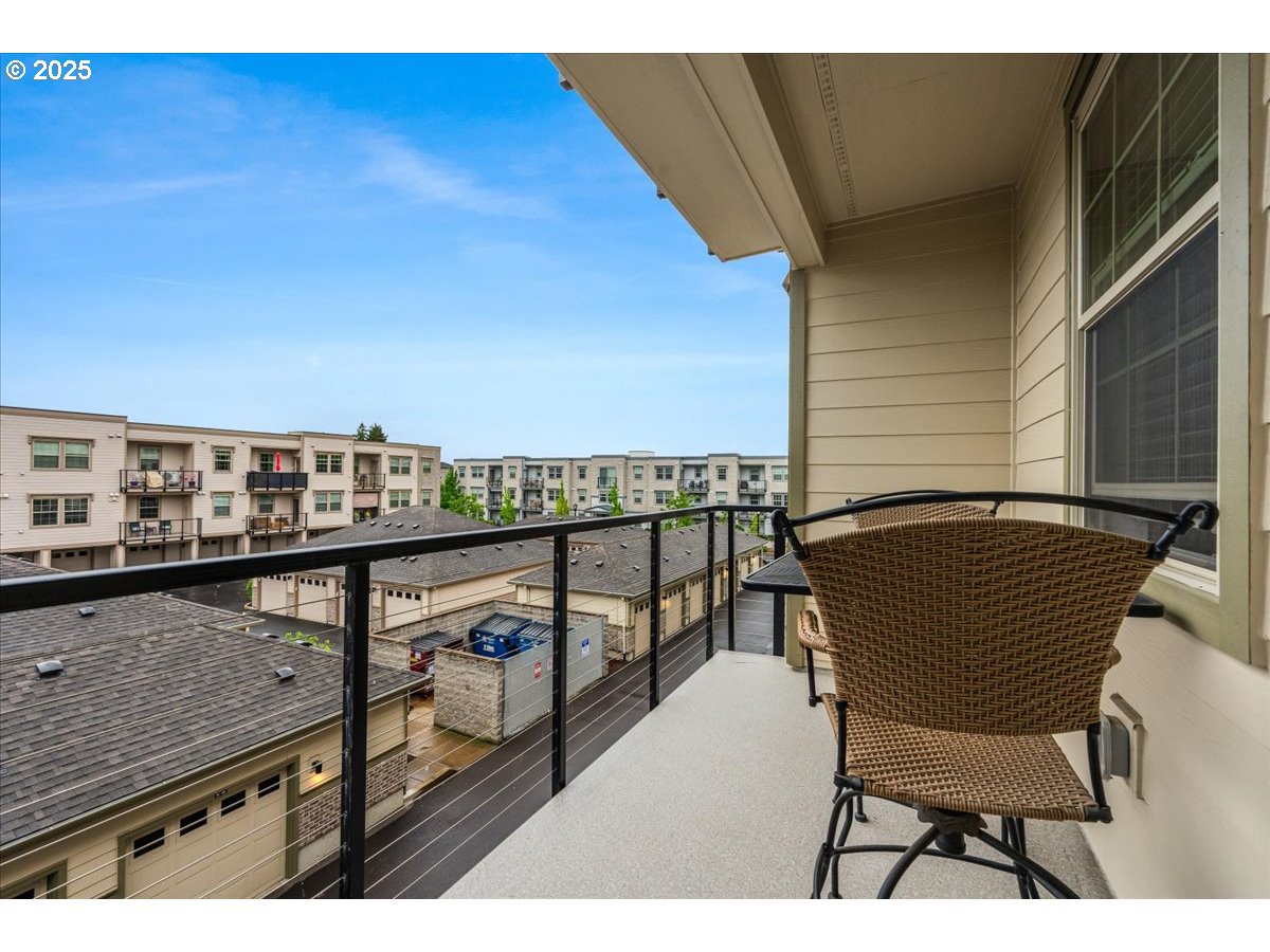 11715 SW VALENCIA LN 307