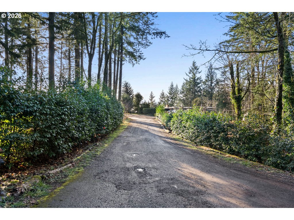 E Side NW Germantown RD