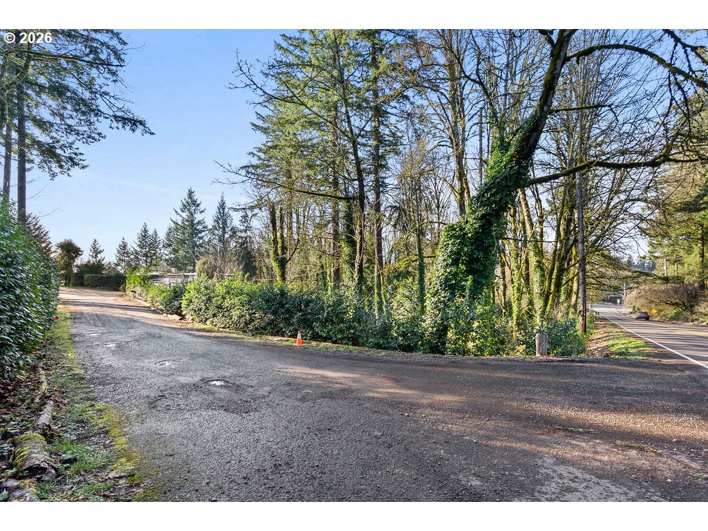 E Side NW Germantown RD