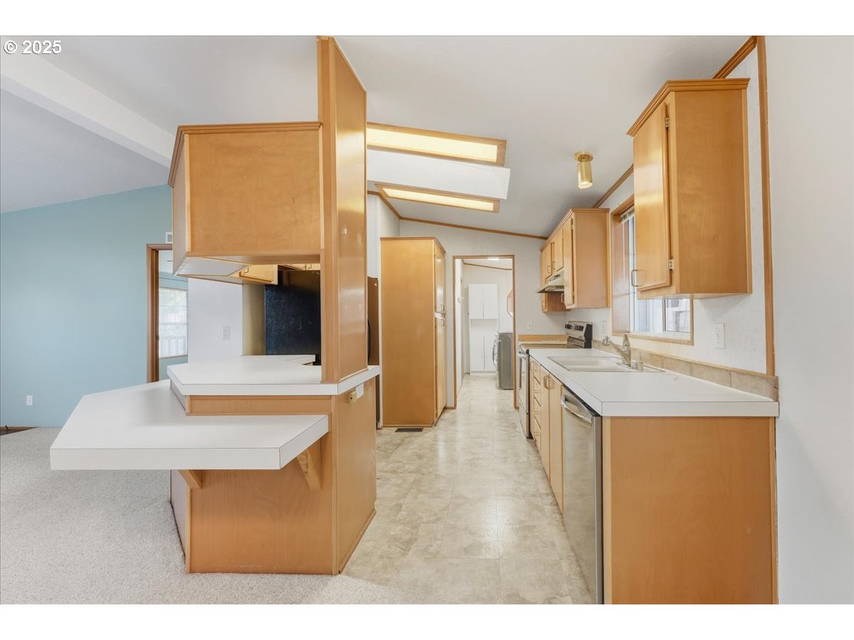 8300 NE QUATAMA ST 104, Hillsboro Unit: 104