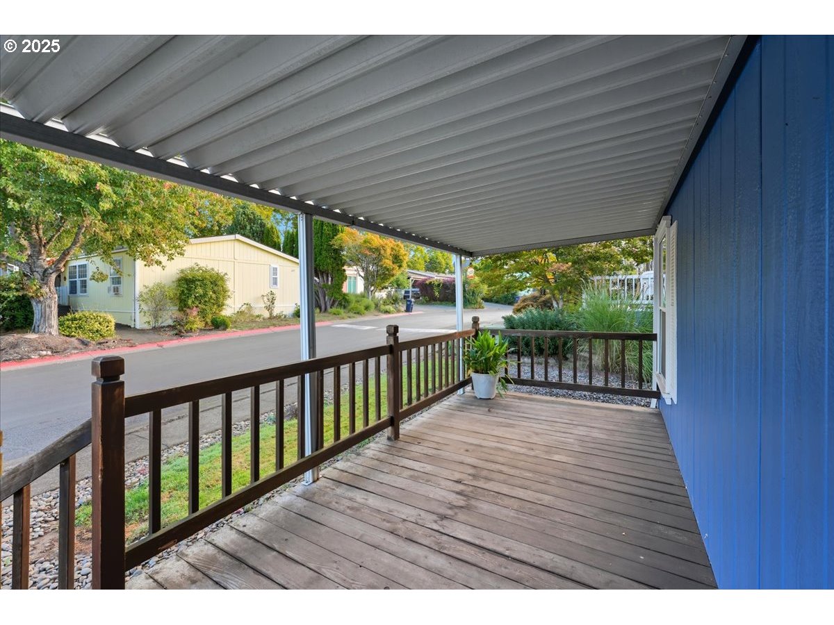 8300 NE QUATAMA ST 104, Hillsboro Unit: 104