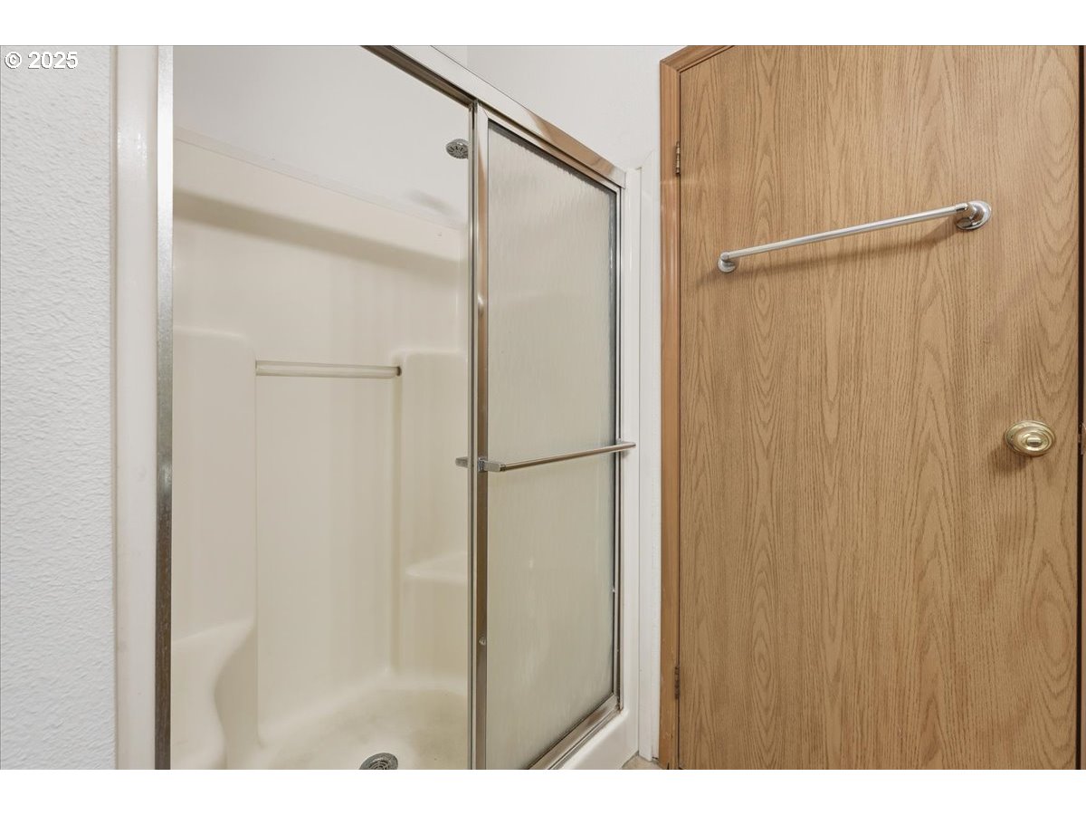 8300 NE QUATAMA ST 104, Hillsboro Unit: 104