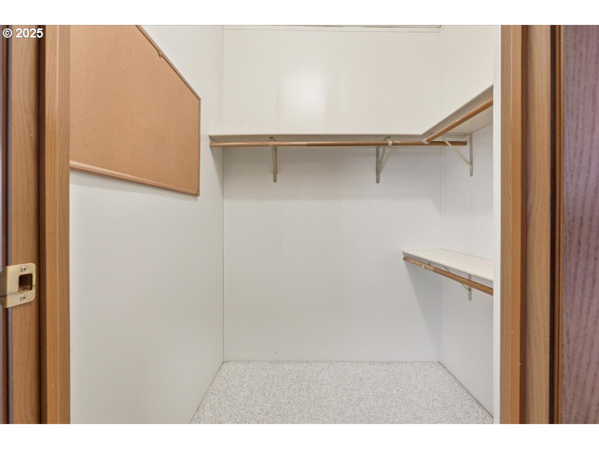 8300 NE QUATAMA ST 104, Hillsboro Unit: 104