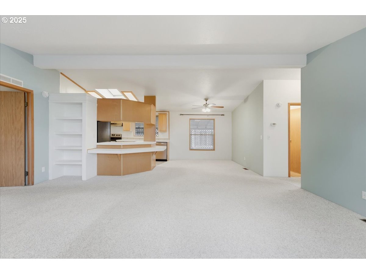 8300 NE QUATAMA ST 104, Hillsboro Unit: 104