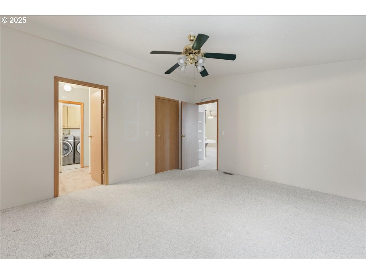 8300 NE QUATAMA ST 104, Hillsboro Unit: 104