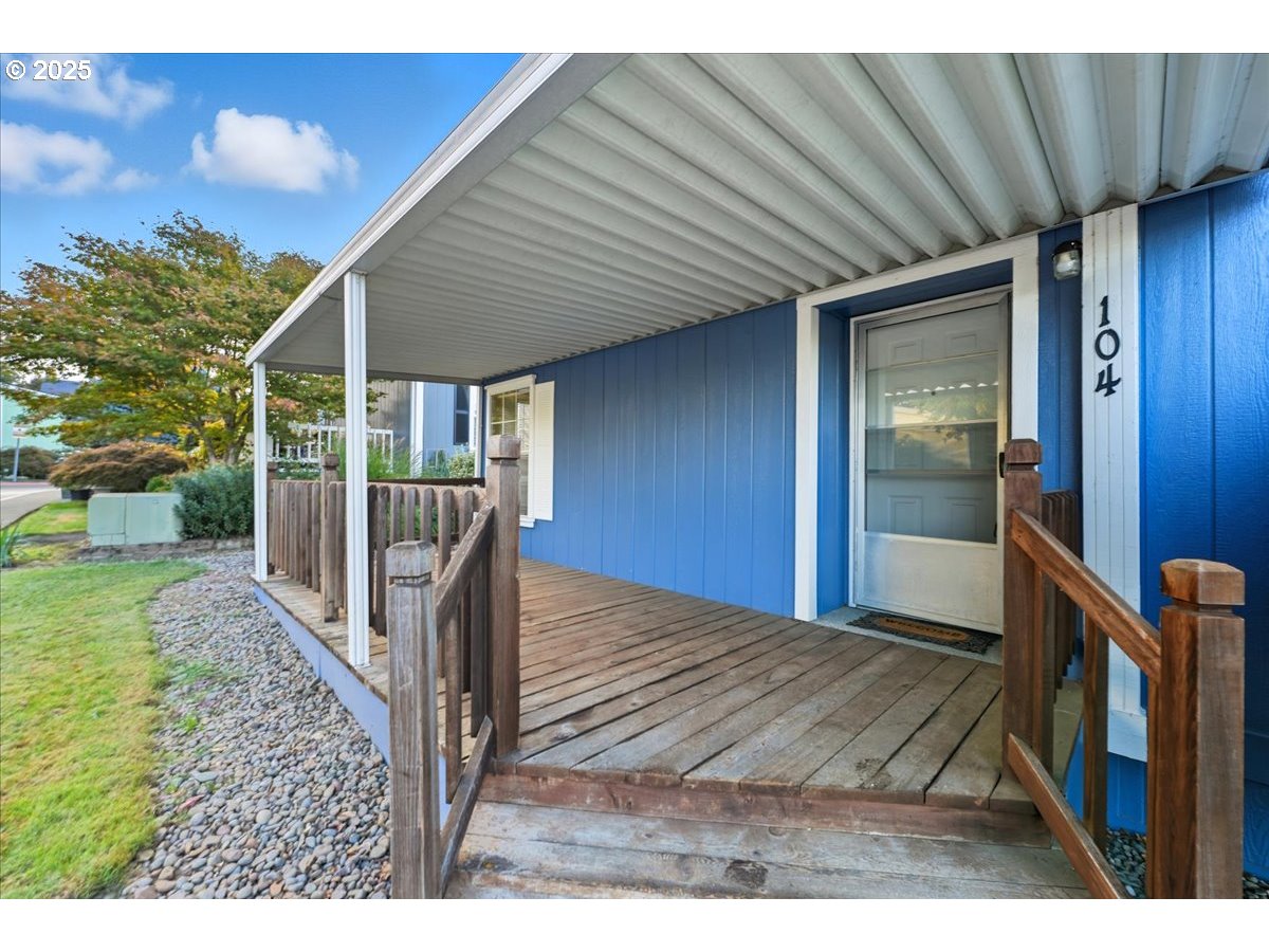 8300 NE QUATAMA ST 104, Hillsboro Unit: 104