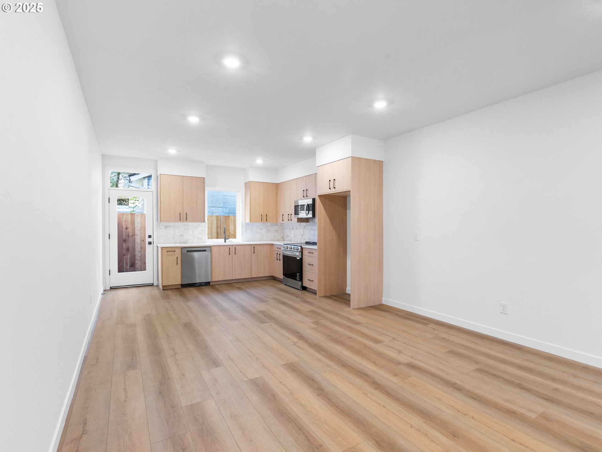 3845 N Willis BLVD 4, Portland Unit: 4