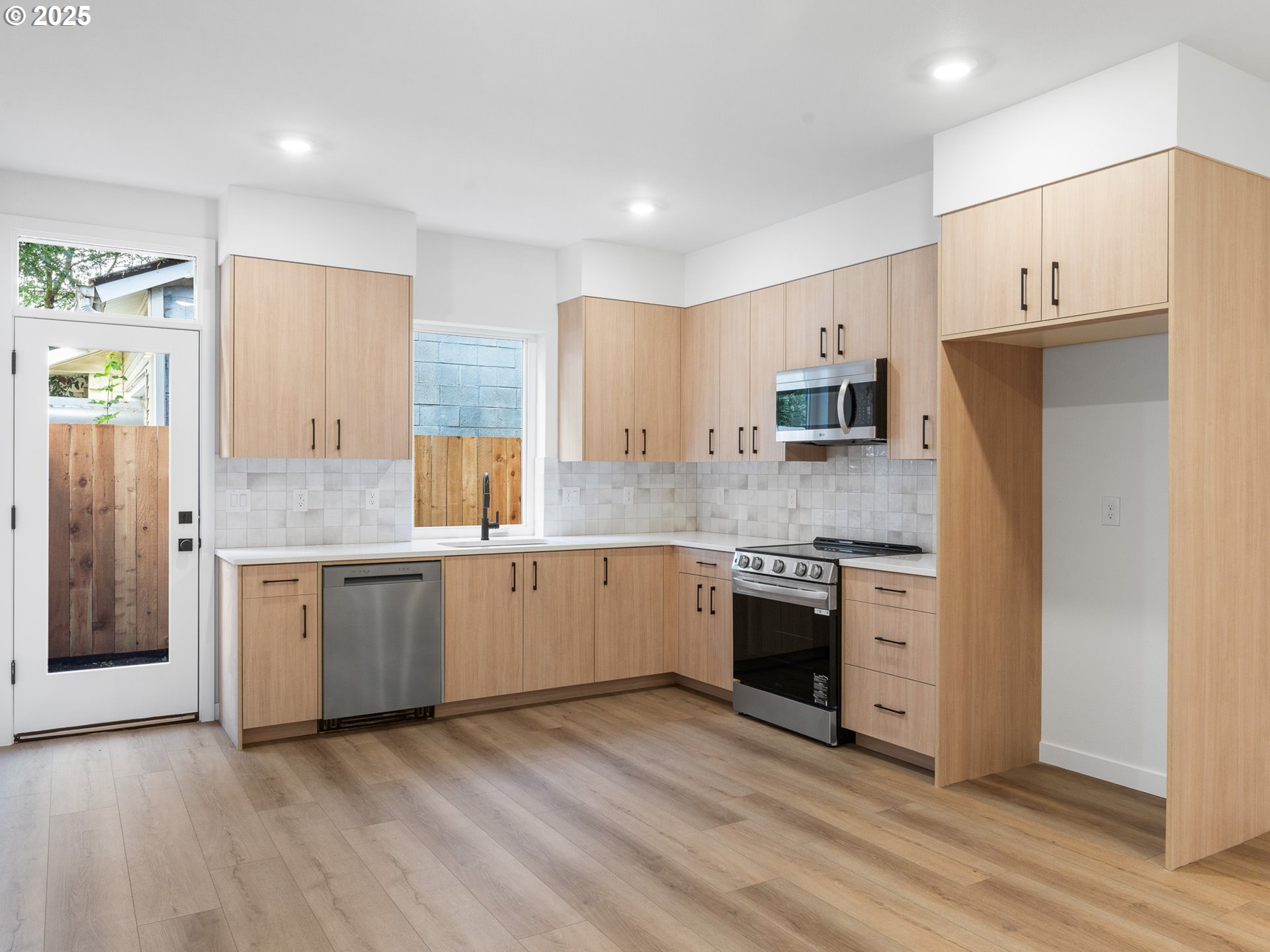 3845 N Willis BLVD 4, Portland Unit: 4