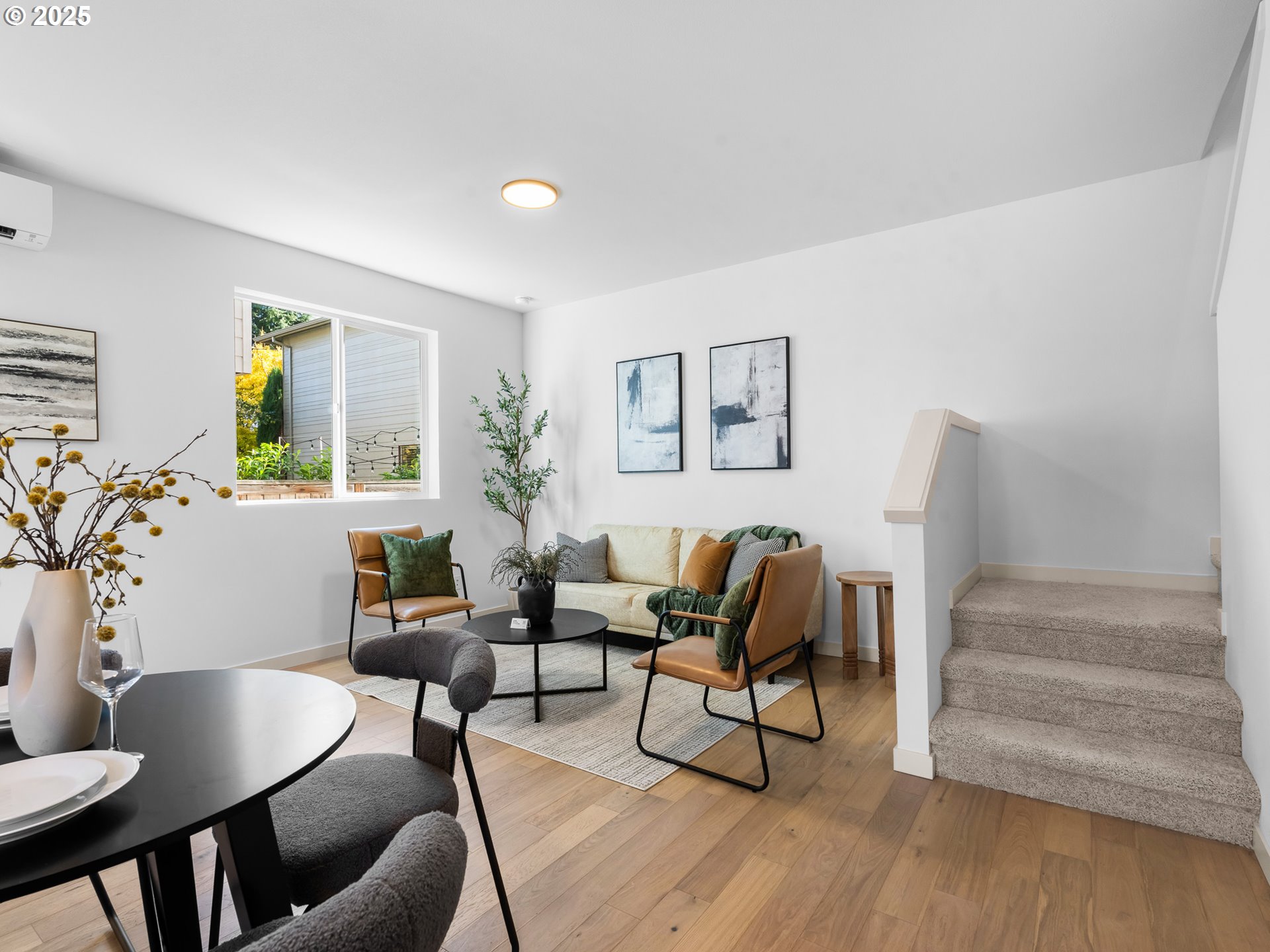 1060 SE Franklin ST, Portland