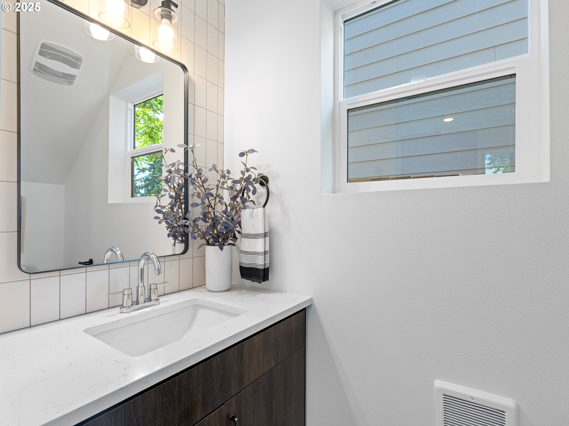 3246 SE 115th AVE, Portland