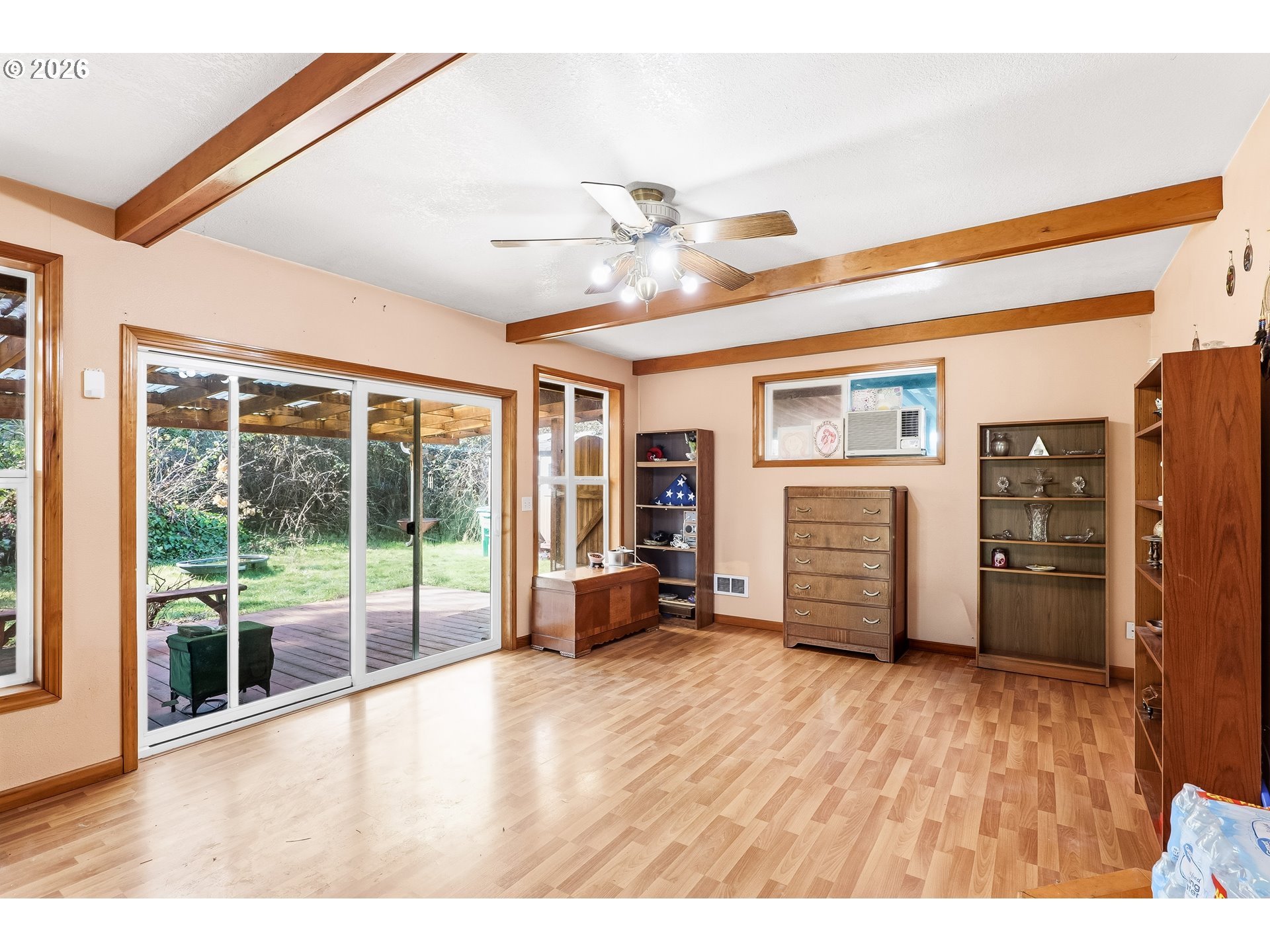 700 NE DONELSON RD