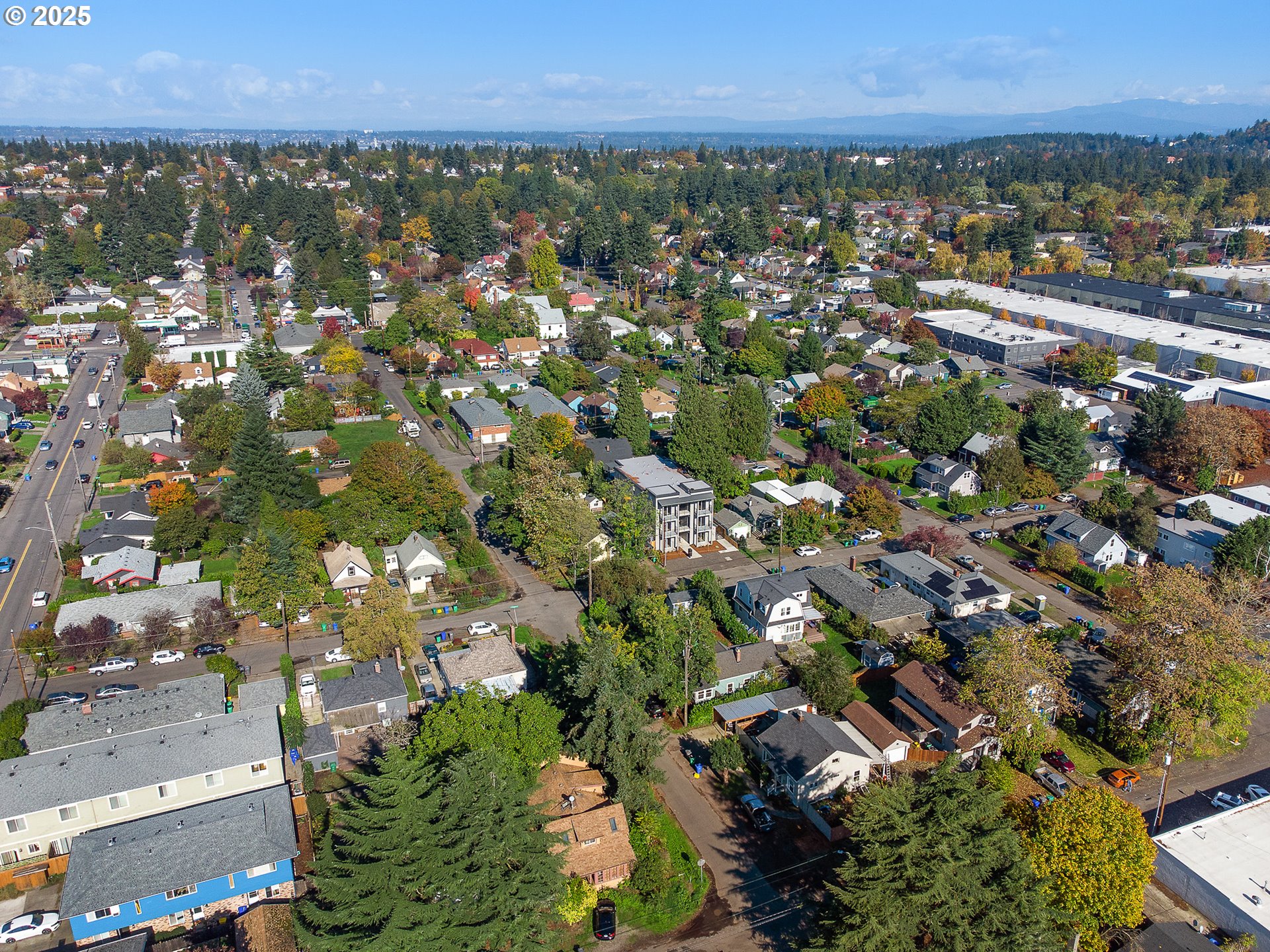 6115 NE Multnomah ST 4