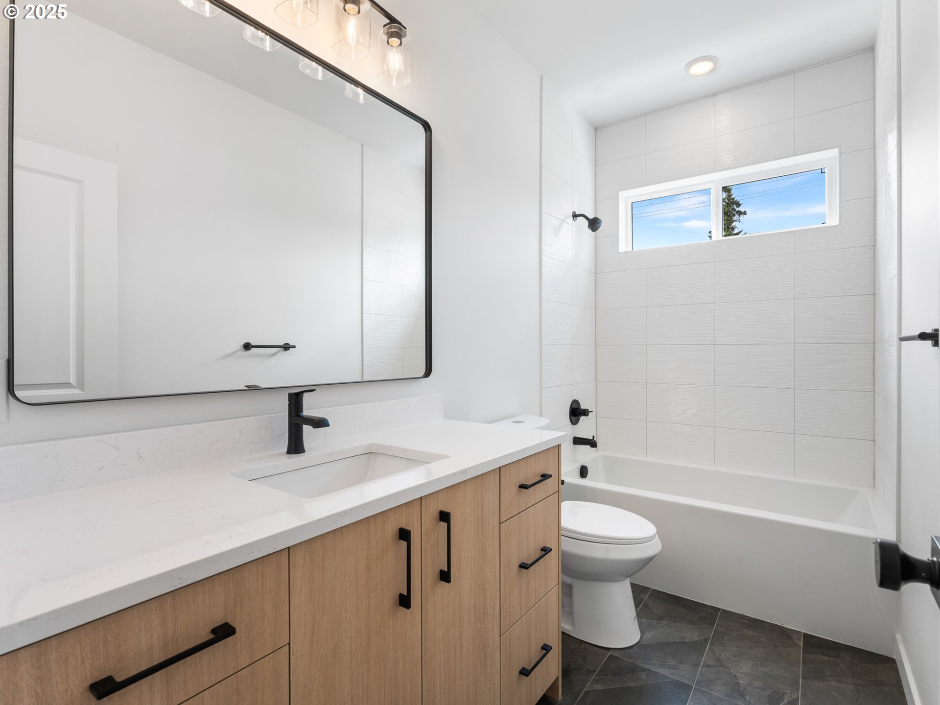 3863 N Willis BLVD 8, Portland Unit: 8