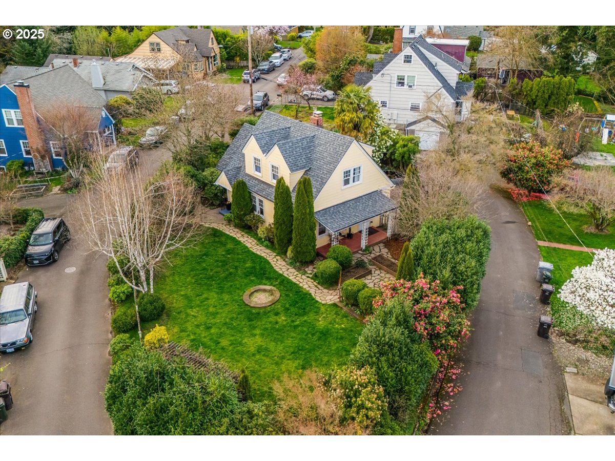 5390 GROVE ST, West Linn