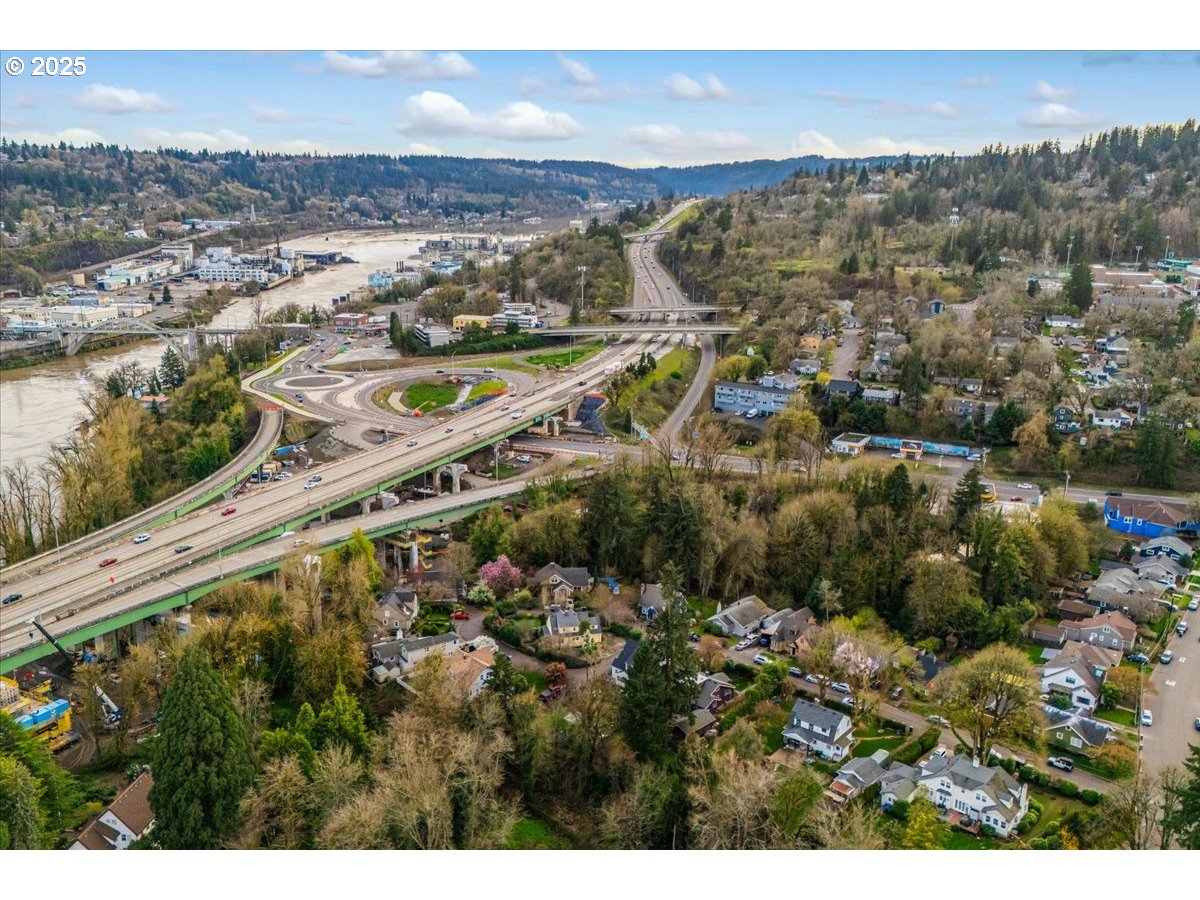 5390 GROVE ST, West Linn