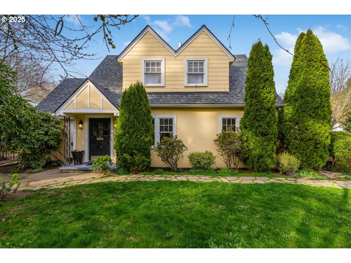 5390 GROVE ST, West Linn