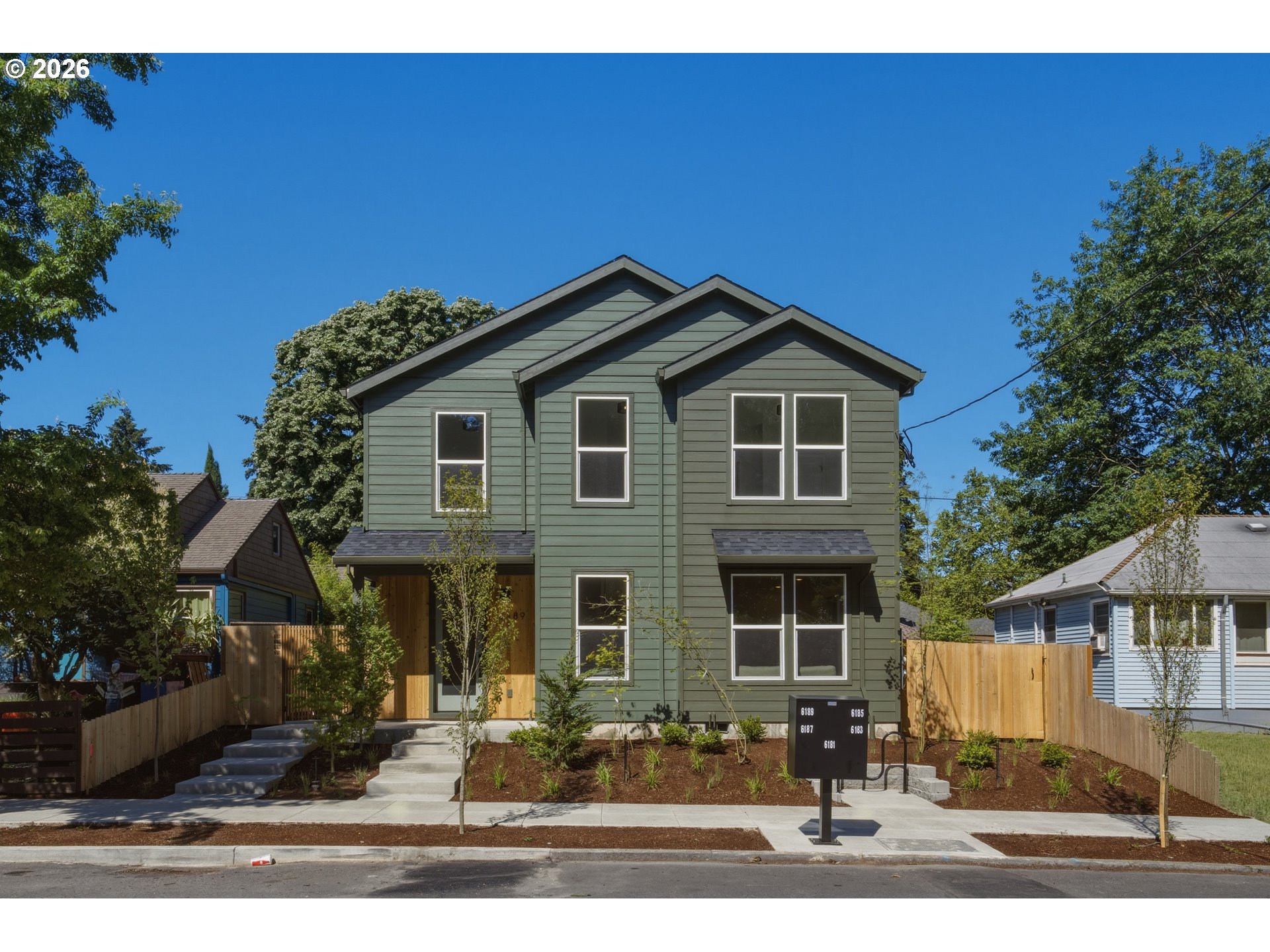 6181 N Albina AVE 5