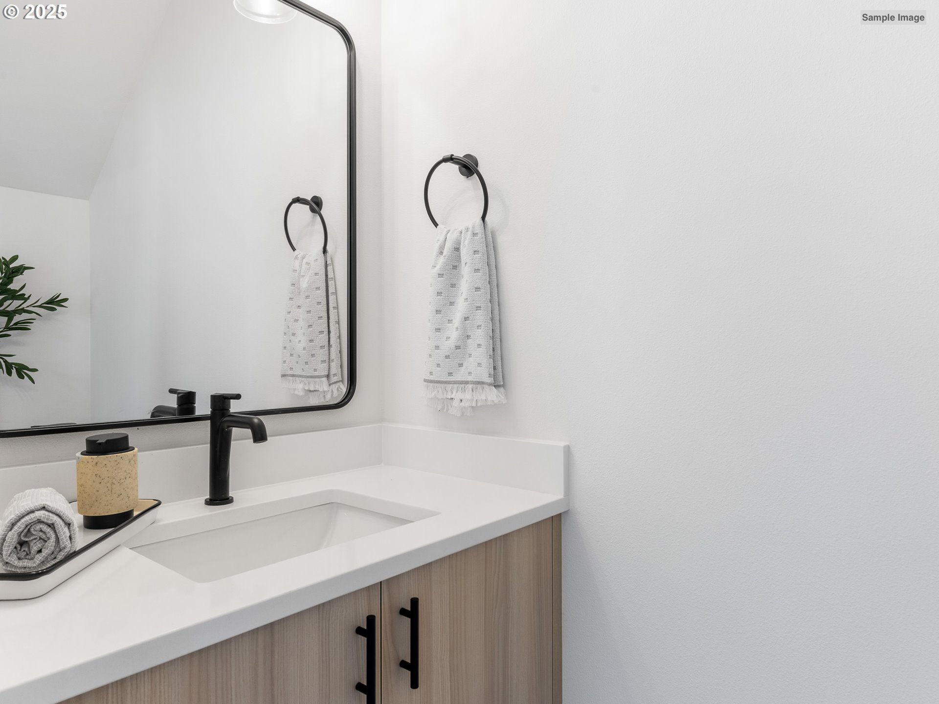 1664 SE Umatilla ST 5, Portland Unit: 5