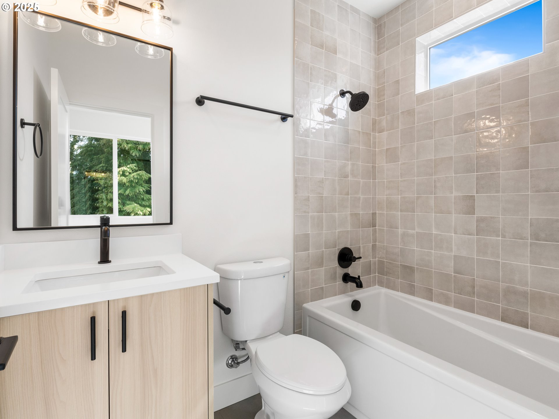 1664 SE Umatilla ST 5, Portland Unit: 5