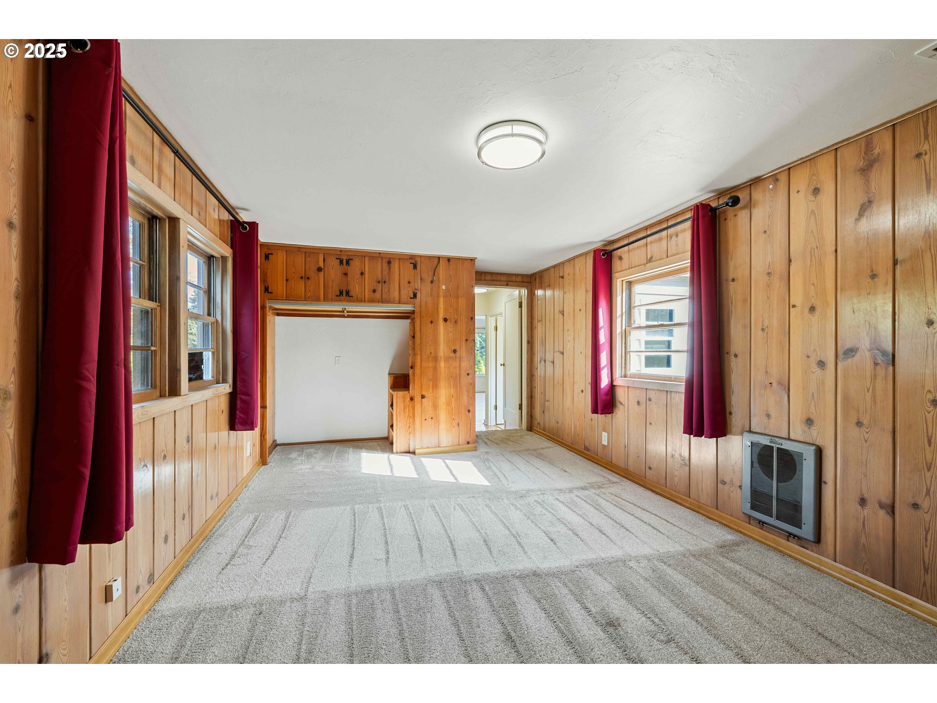 1530 URBAN LN NW, Salem