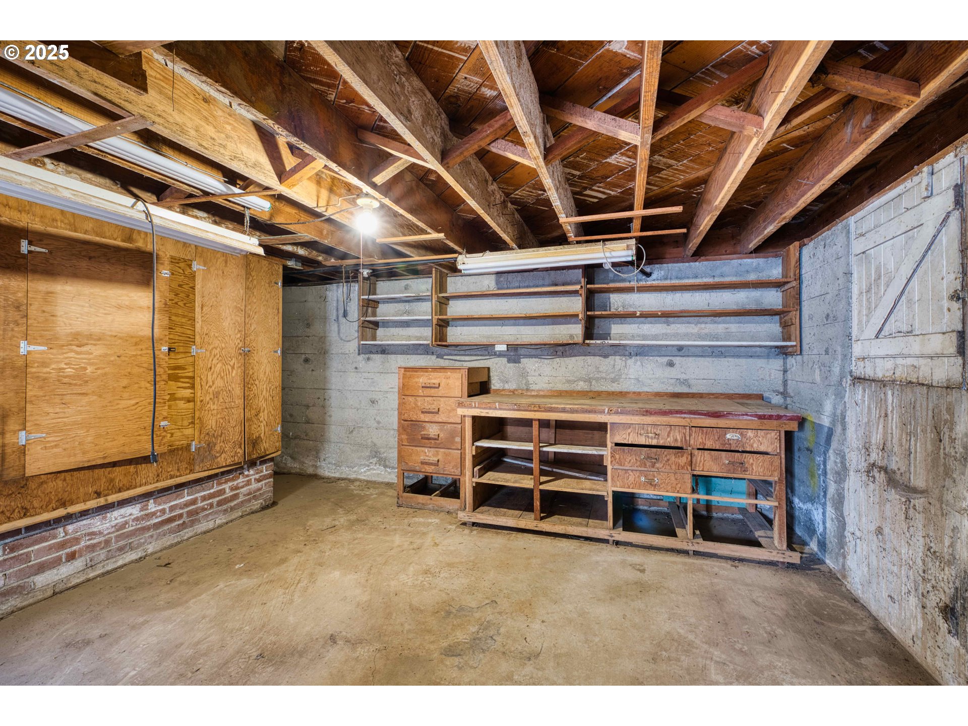 1530 URBAN LN NW, Salem