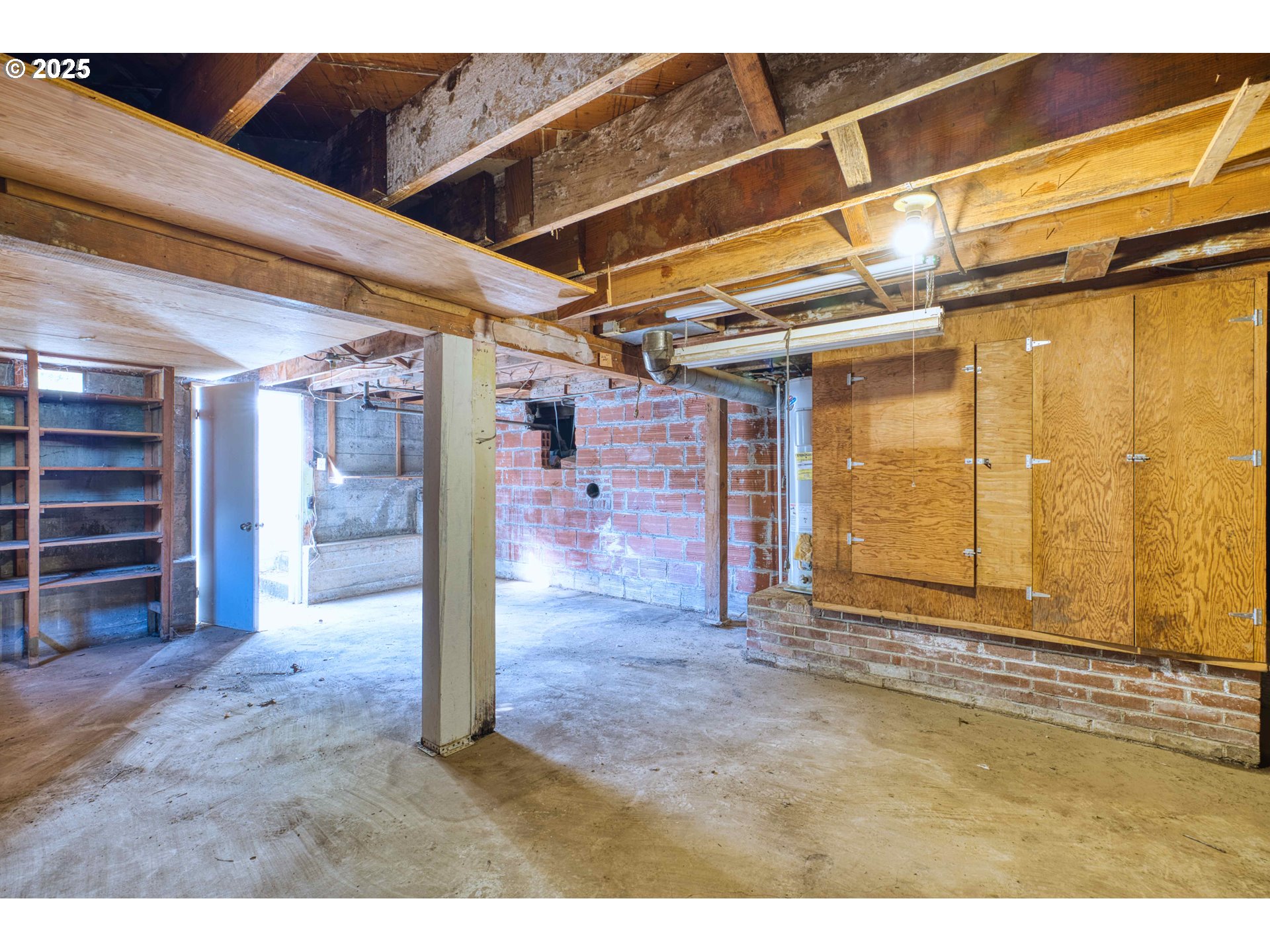 1530 URBAN LN NW, Salem