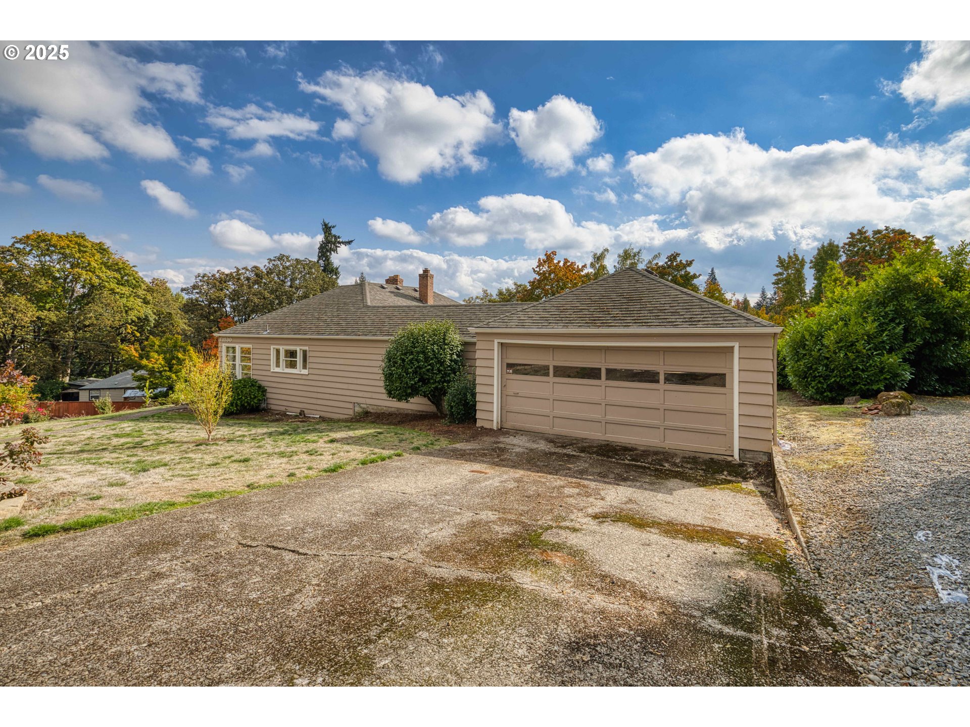 1530 URBAN LN NW, Salem
