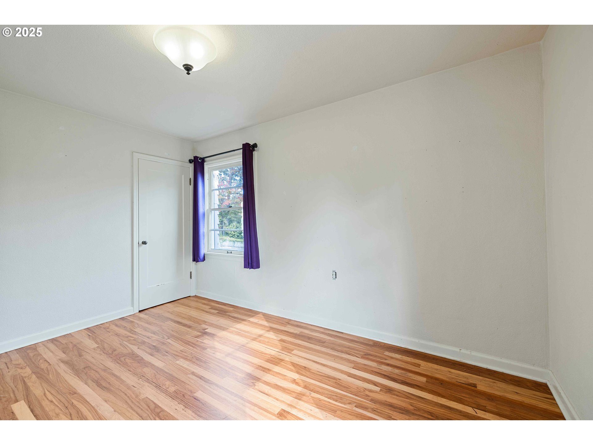 1530 URBAN LN NW, Salem