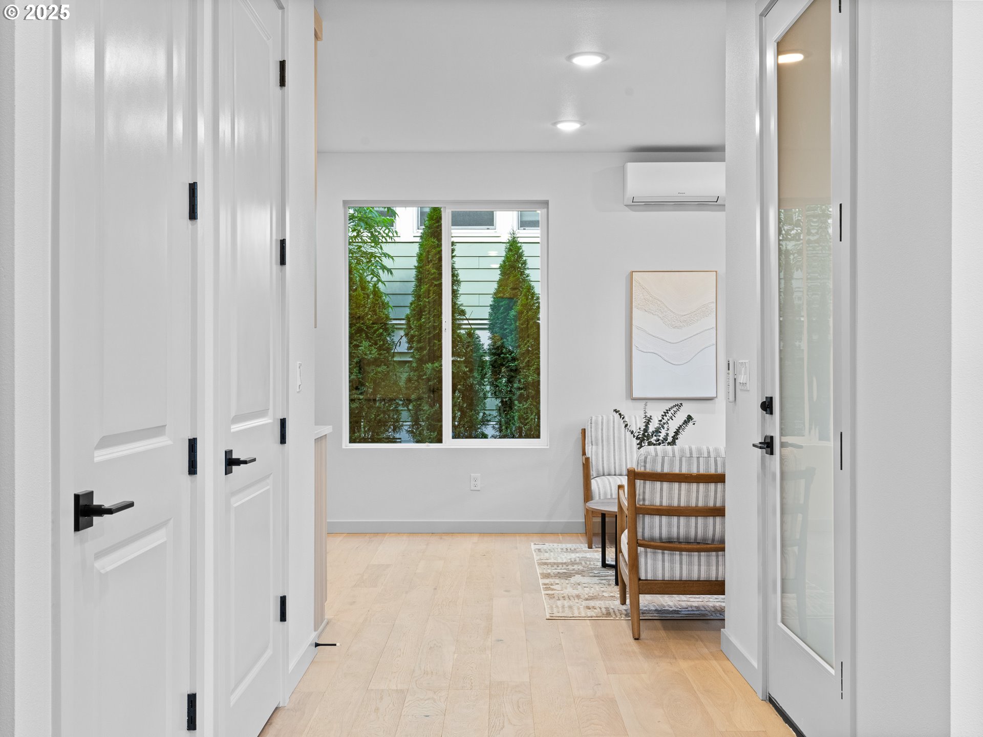 1616 SE Morrison ST, Portland