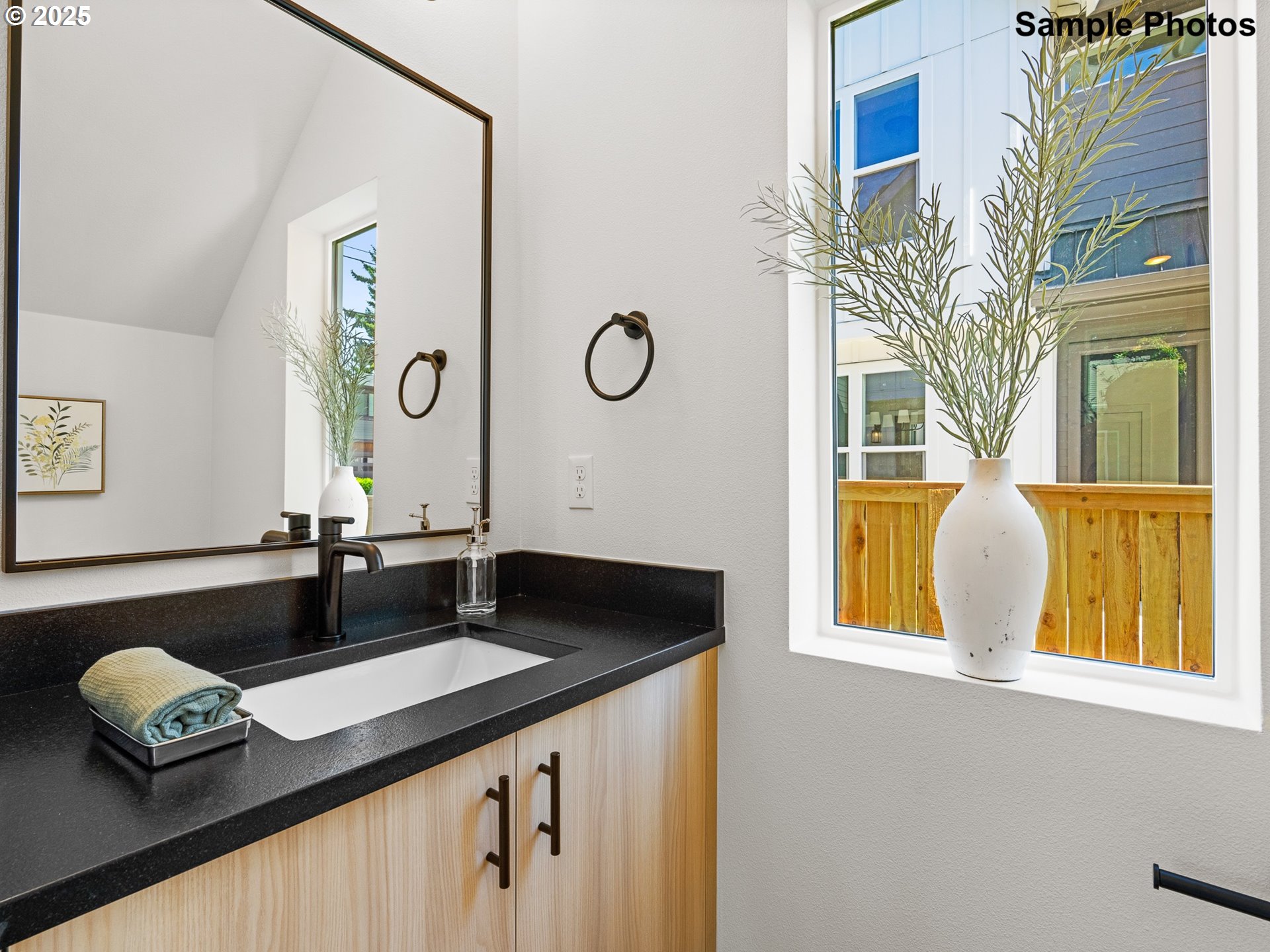 7139 N Fiske AVE, Portland