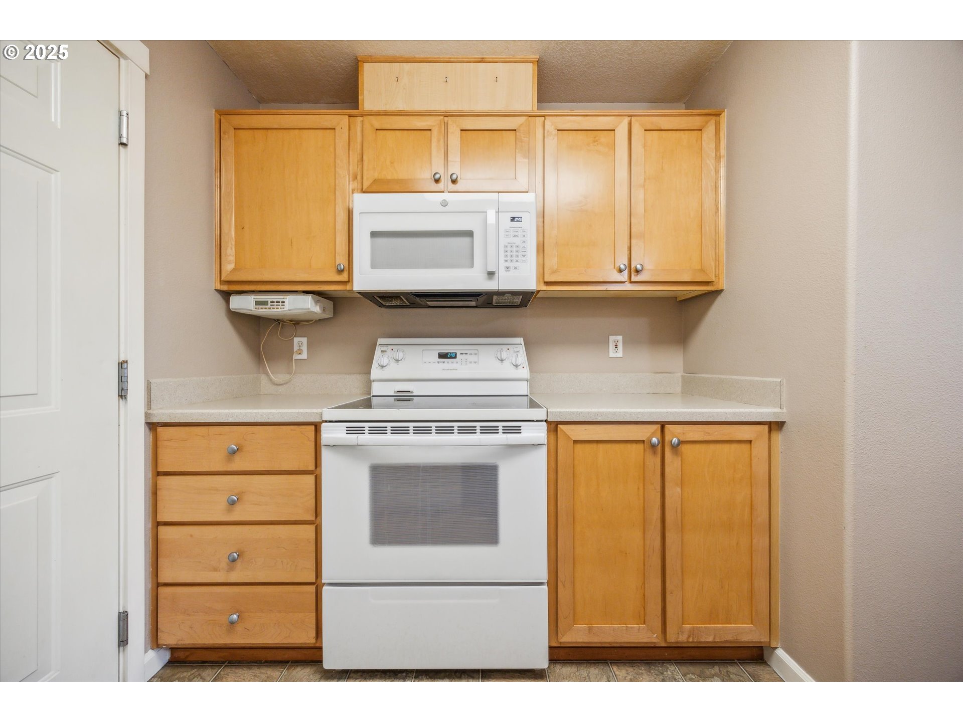 14781 SW BEARD RD 102