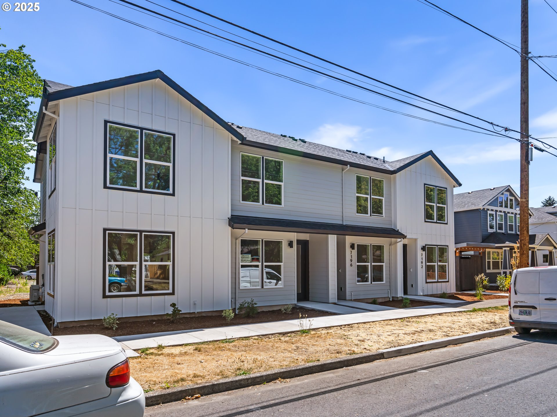 7192 SE Woodward ST 4, Portland Unit: 4