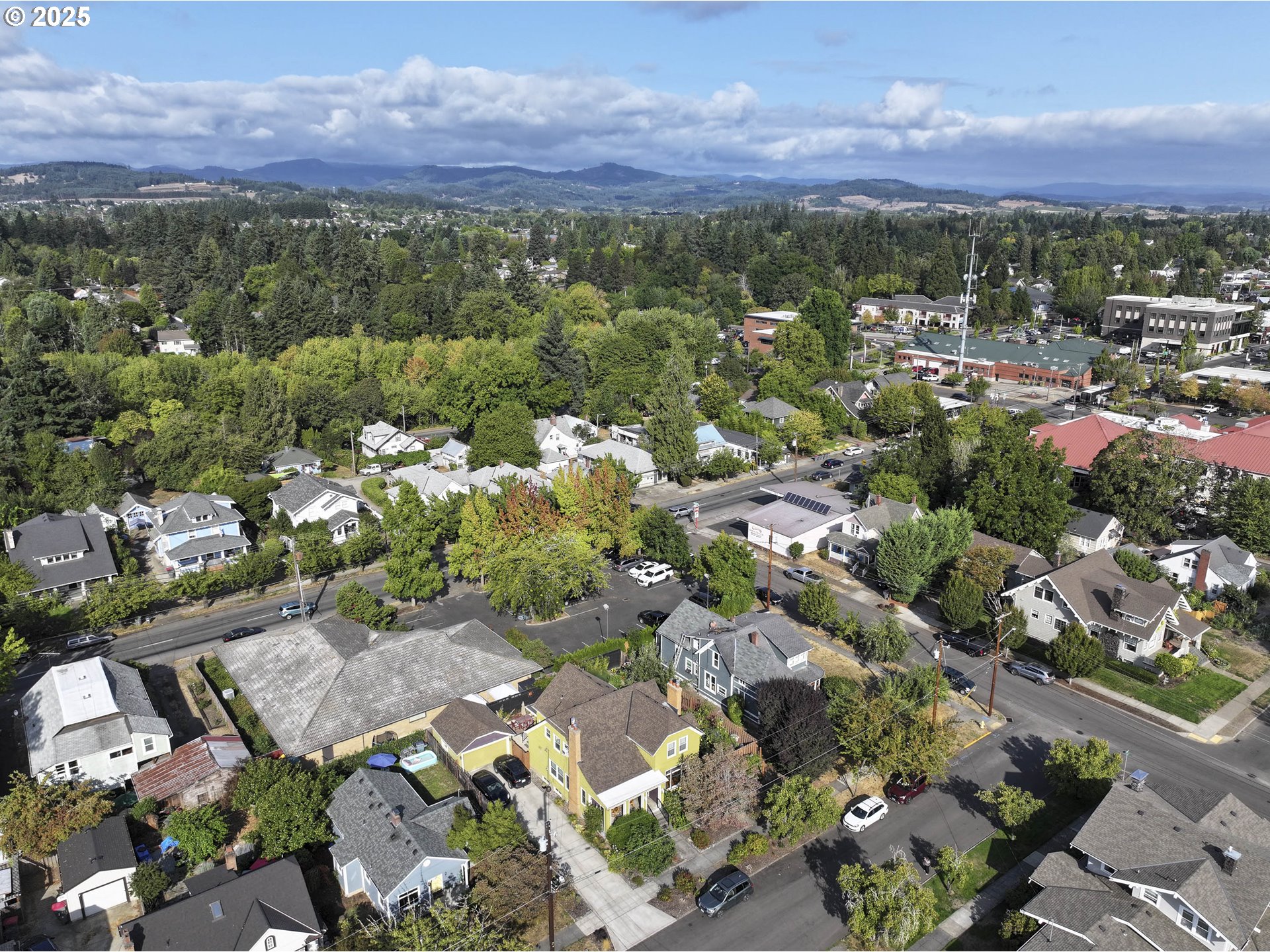 323 SE COWLS ST, McMinnville