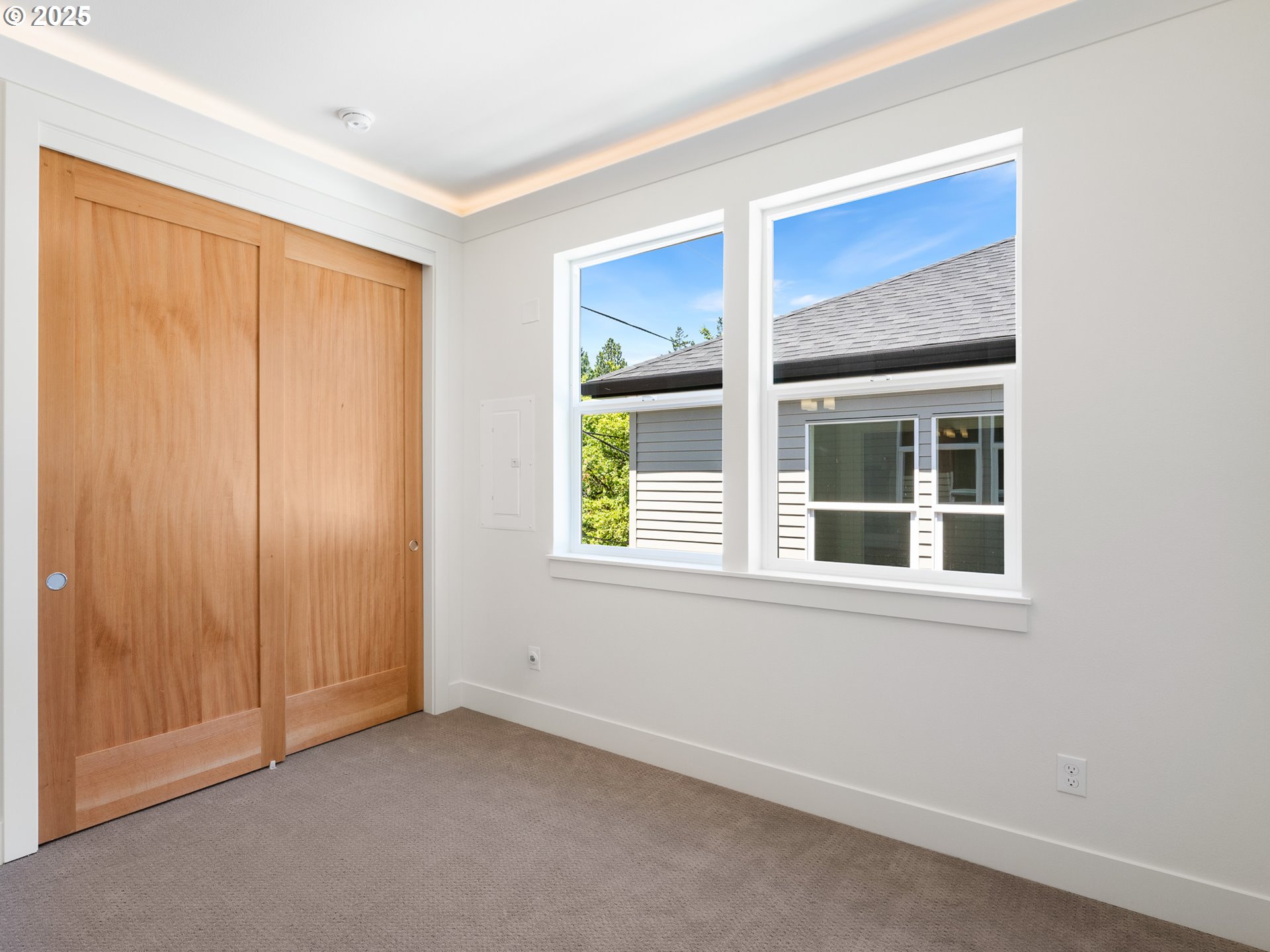 3003 NE Ainsworth ST 1