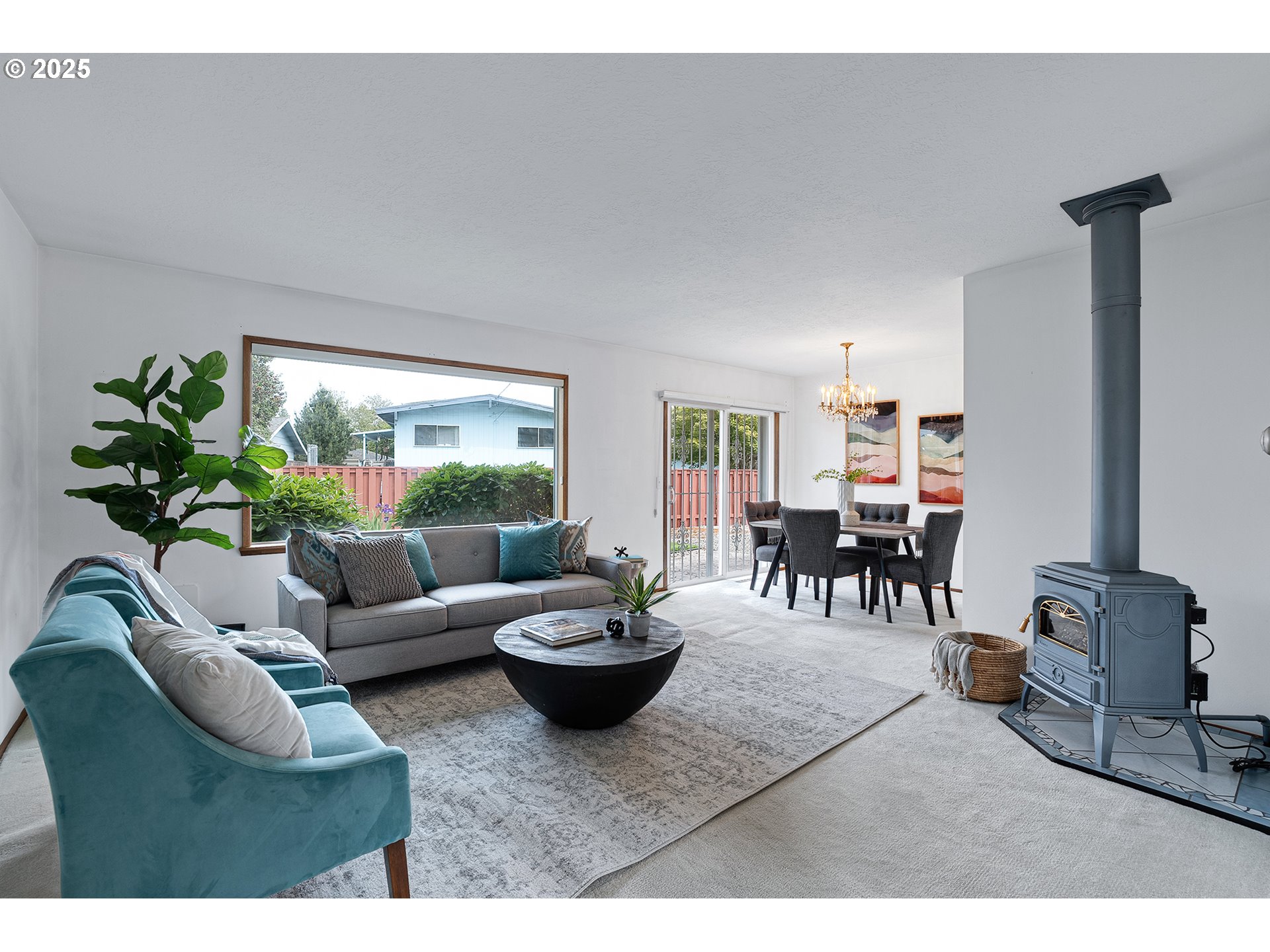 17725 NE MULTNOMAH DR