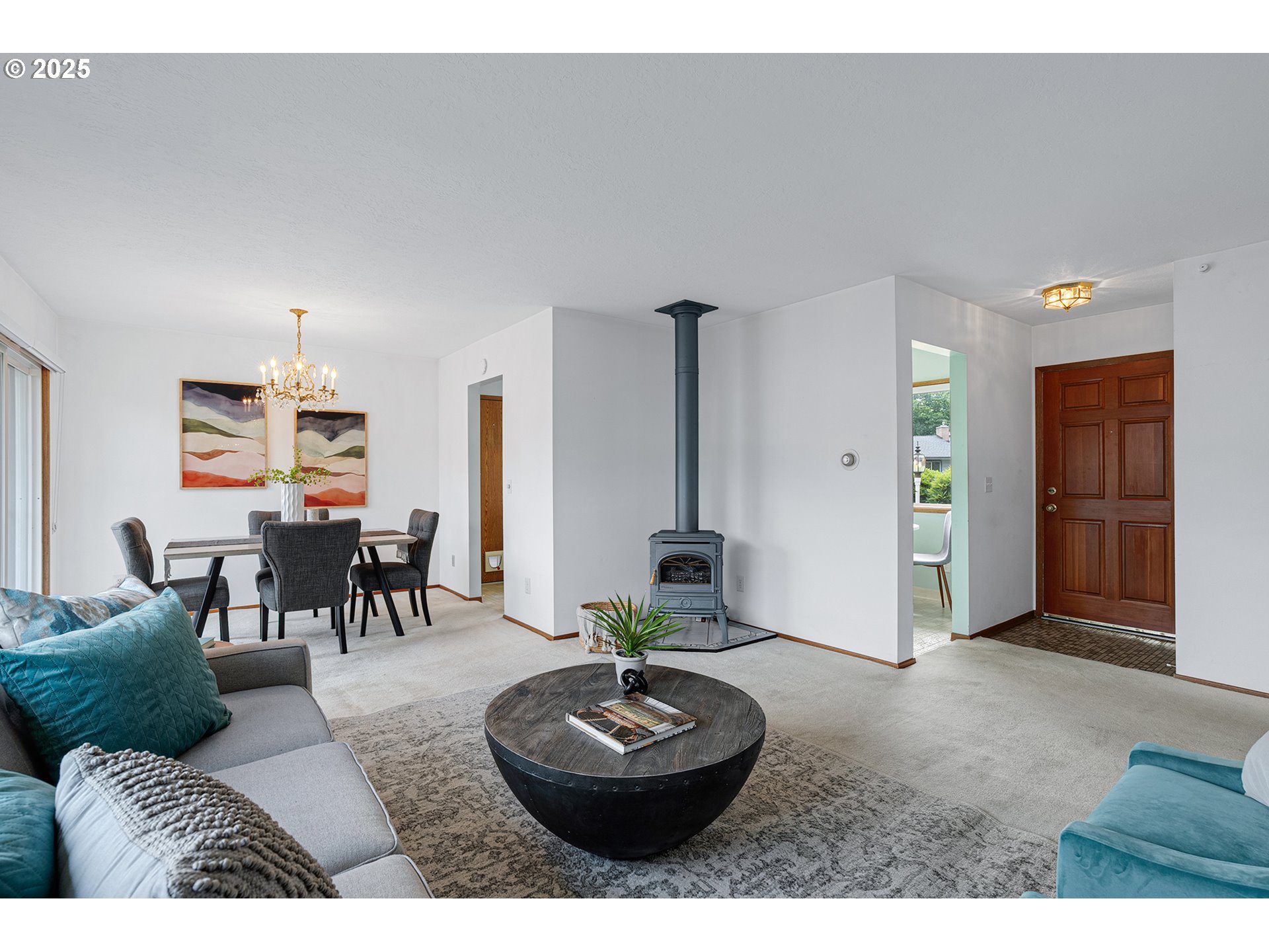 17725 NE MULTNOMAH DR