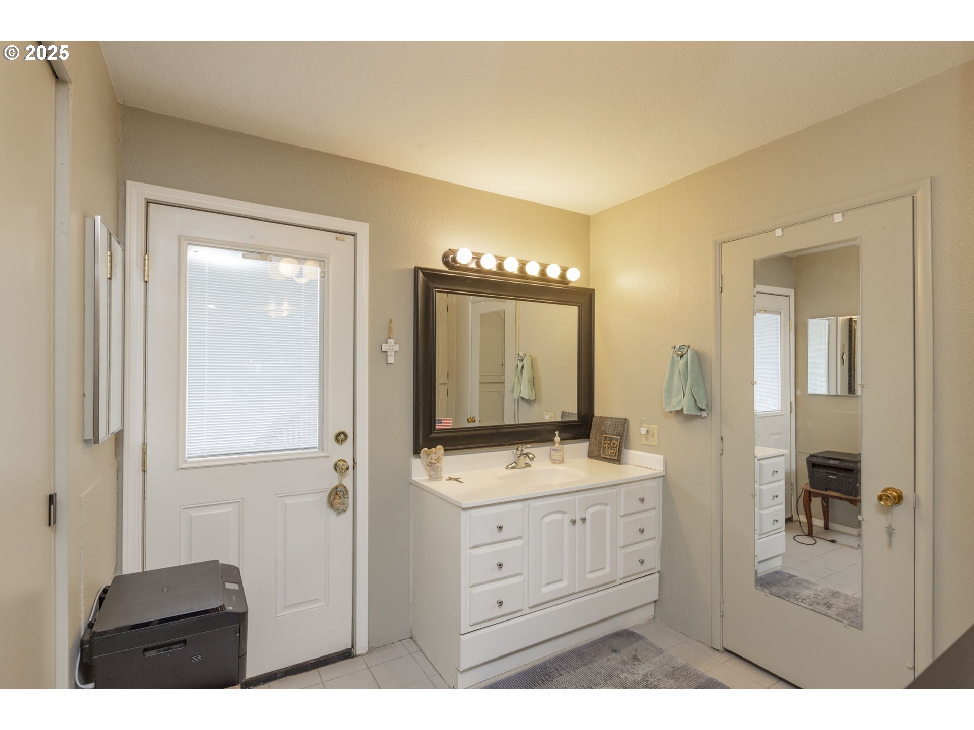 11742 SW ROYAL VILLA DR