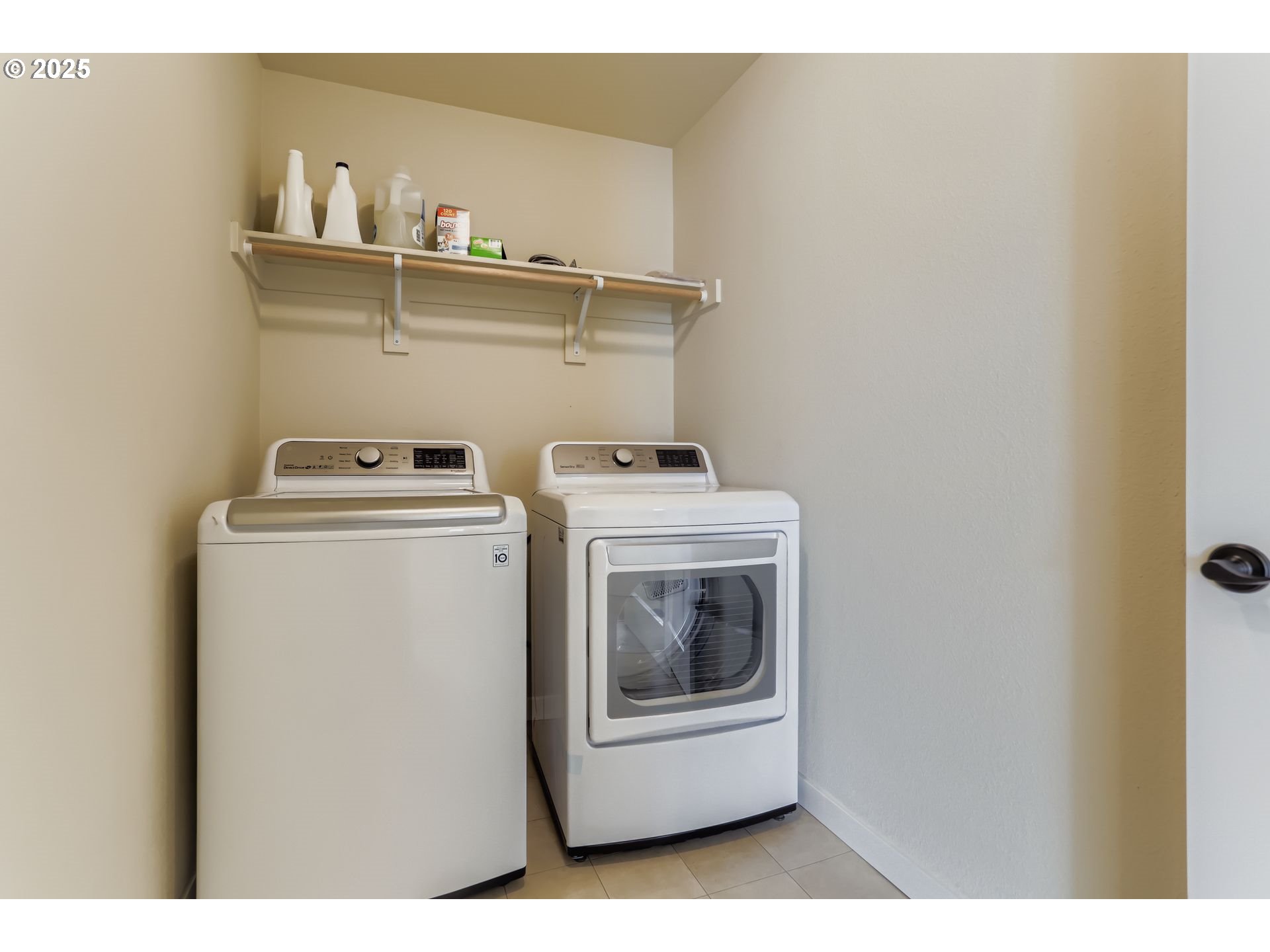 28515 SW DUNDEE LN, Wilsonville