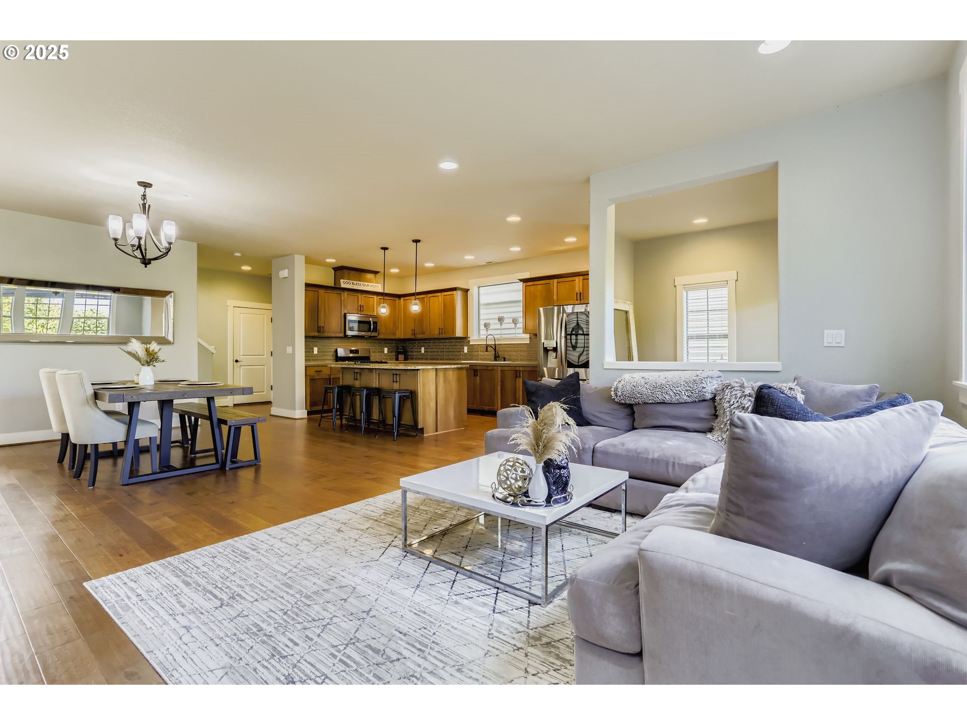 28515 SW DUNDEE LN, Wilsonville