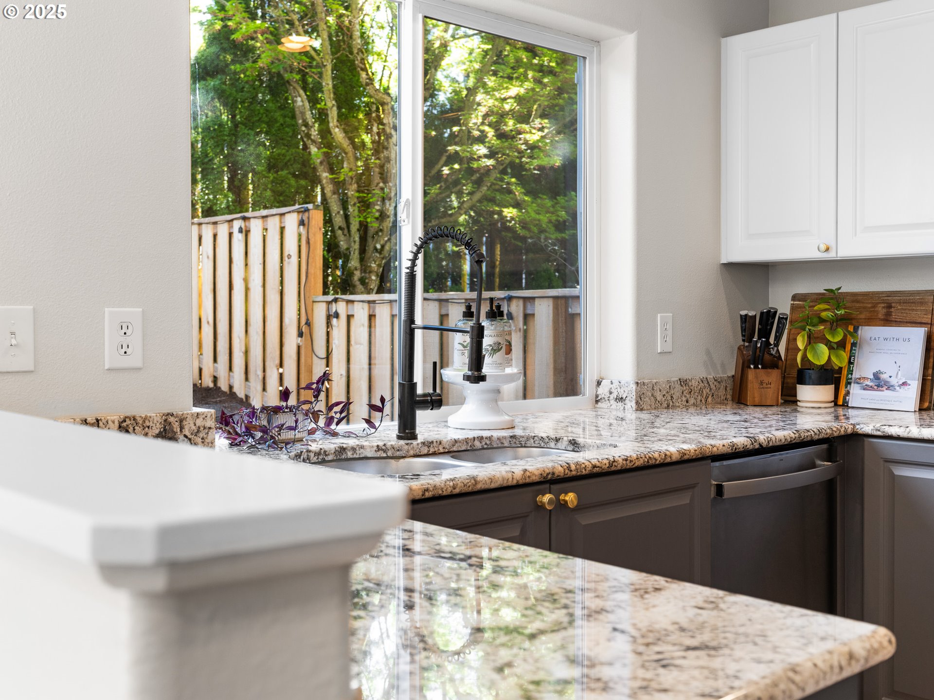 14428 Holly Springs RD