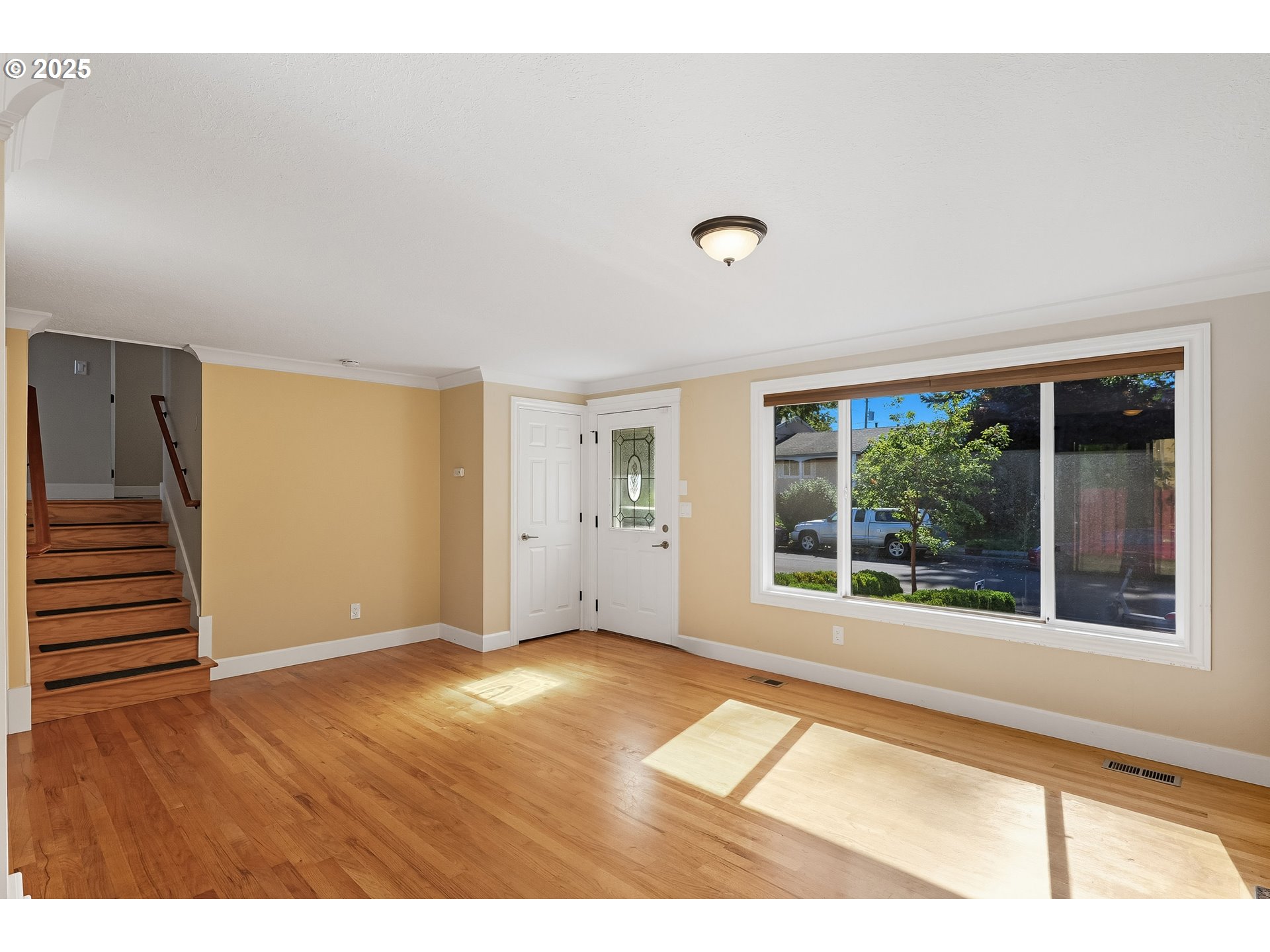 17909 NE EVERETT CT